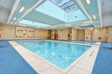 10 Gatineau Drive #515