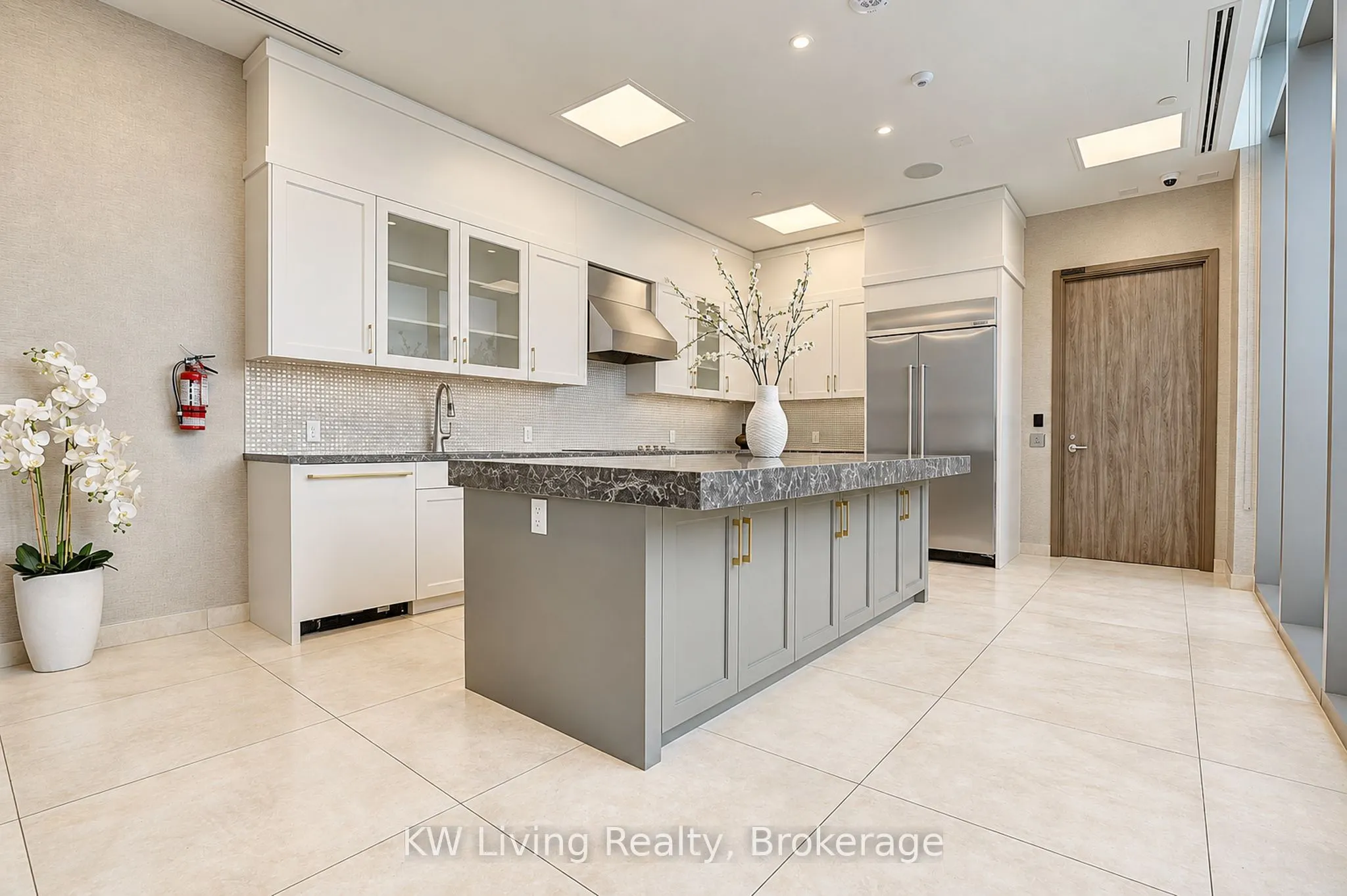 10 Gatineau Drive #515