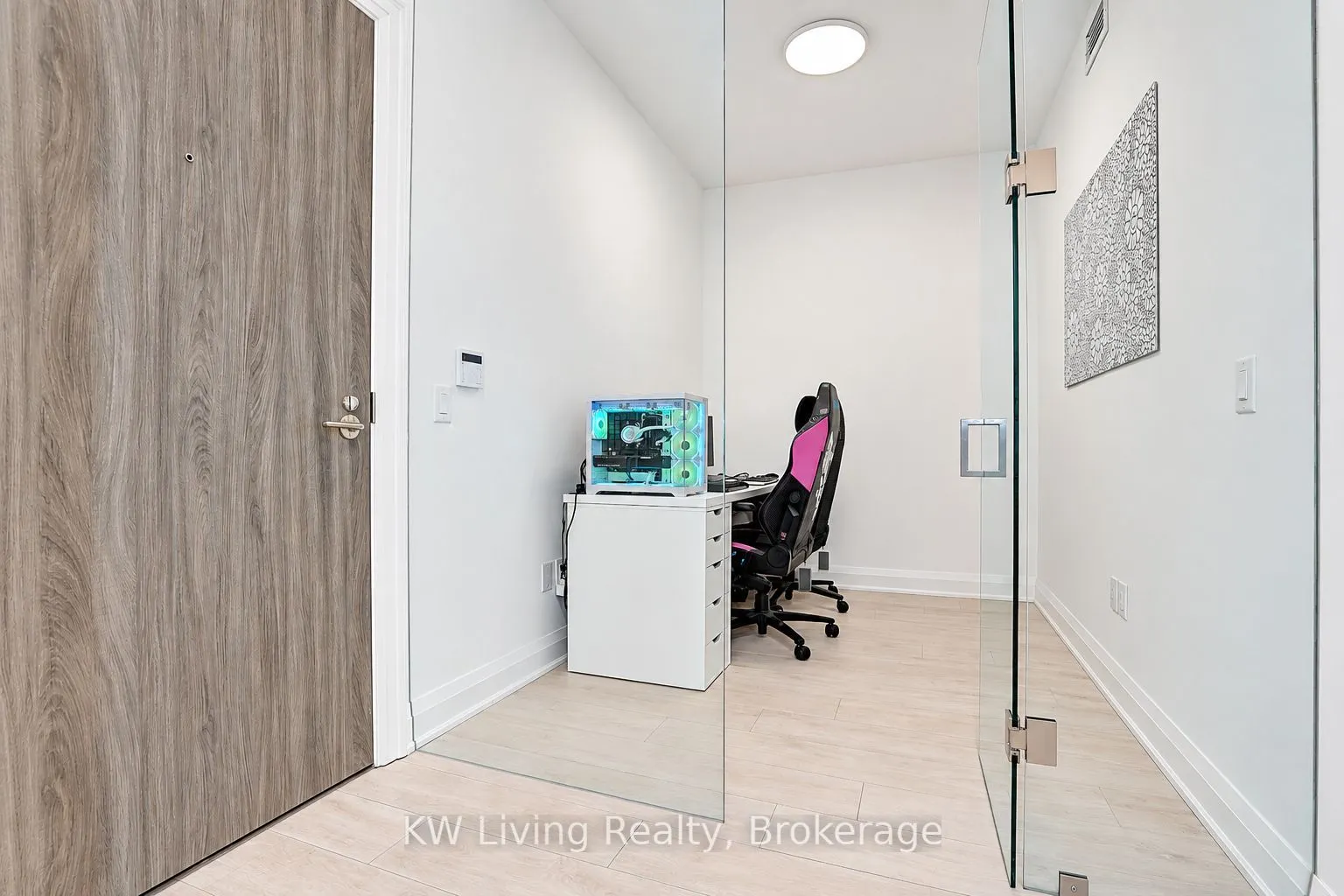 10 Gatineau Drive #515