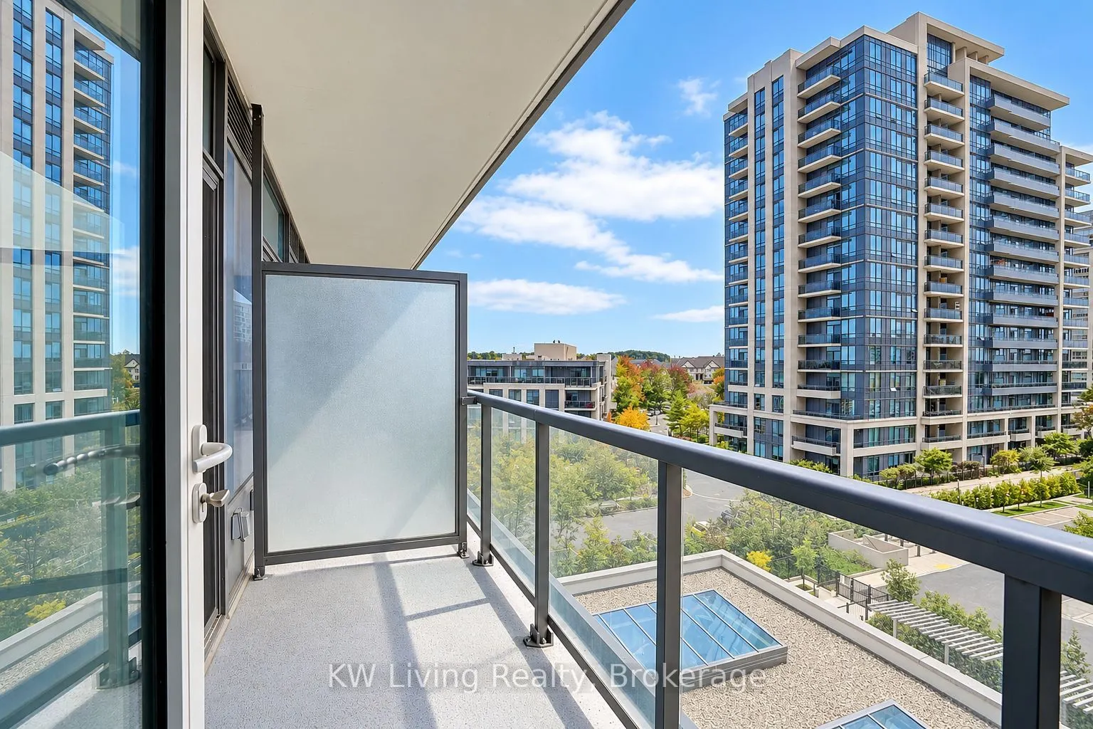 10 Gatineau Drive #515