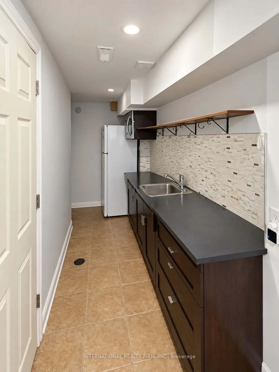 16 Constellation Crescent #Basement