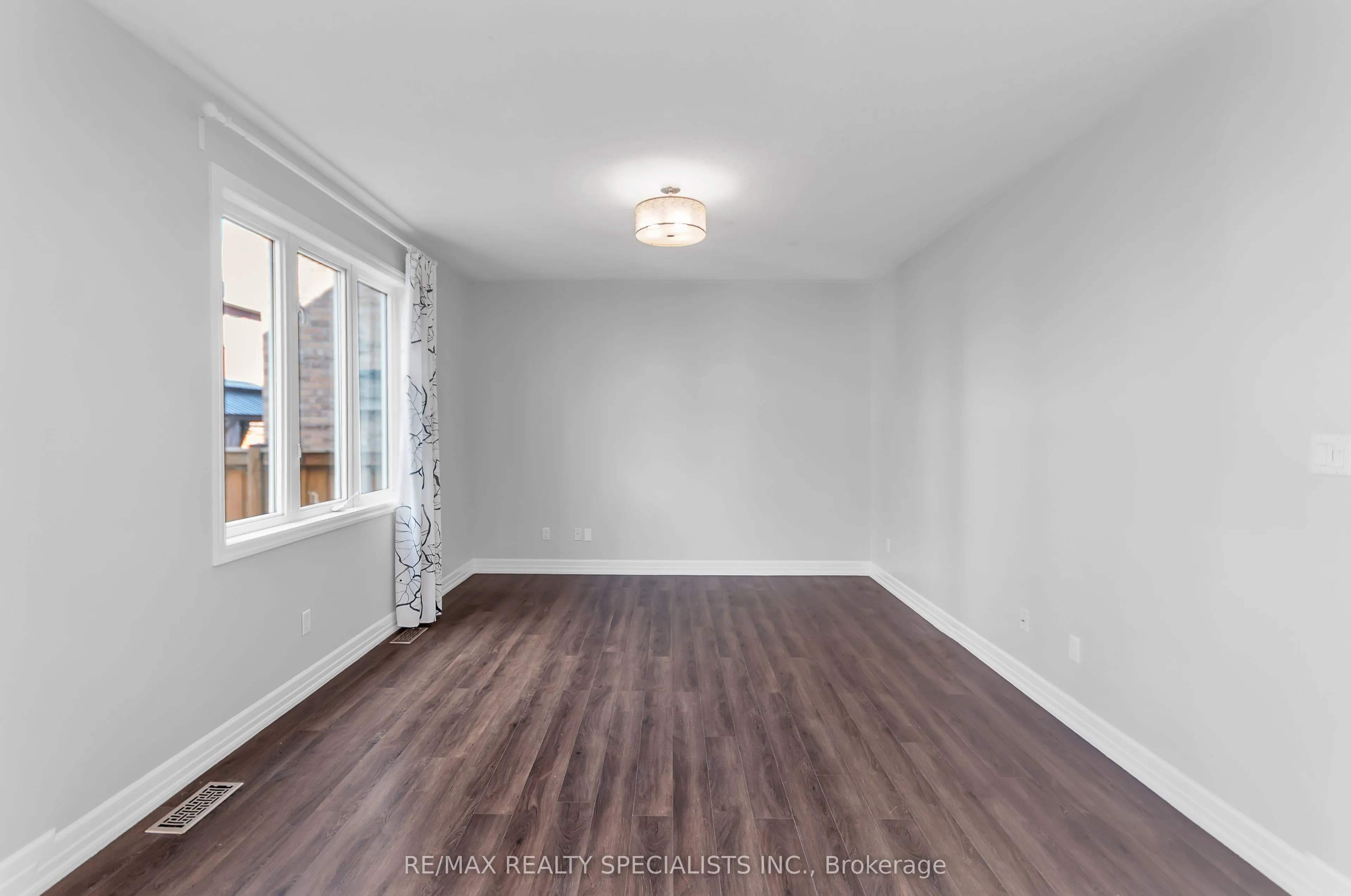 12 Greco Avenue