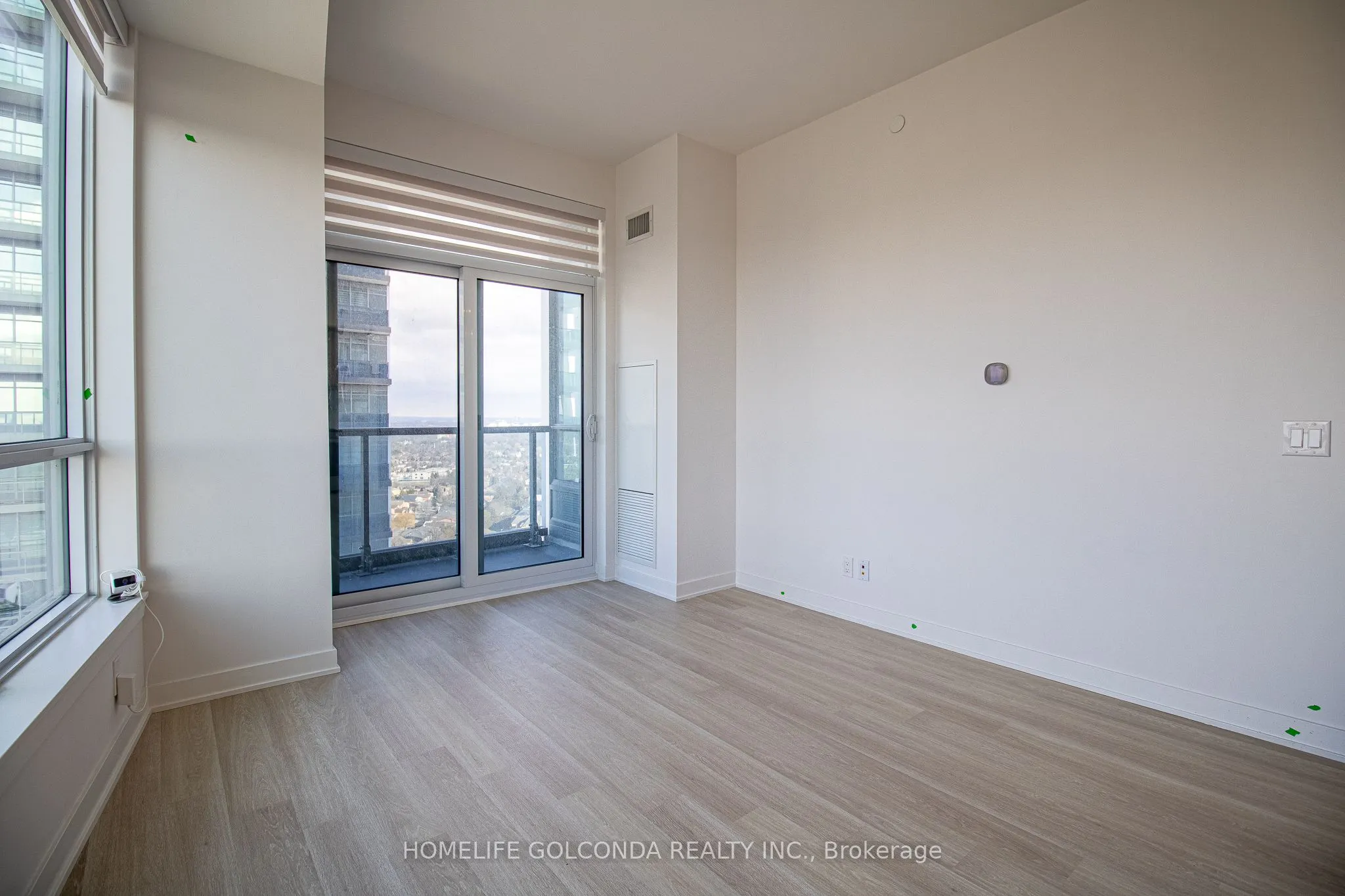 30 upper mall Way #2507