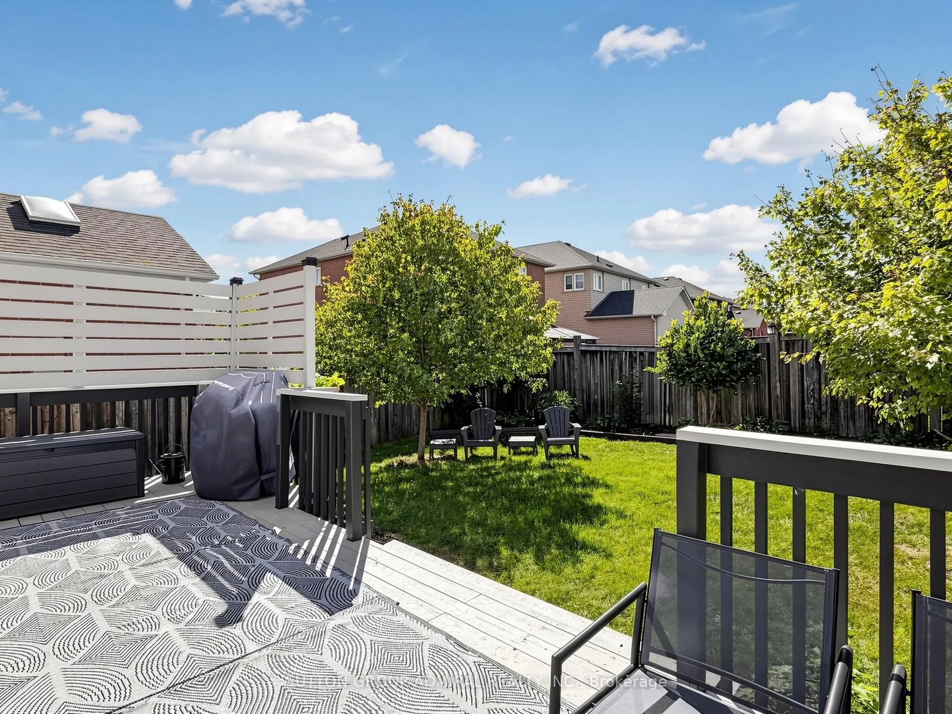 10 Silver Oaks Boulevard