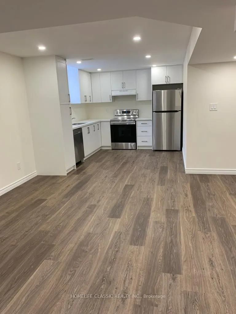 18 Elderslie Crescent #Basement