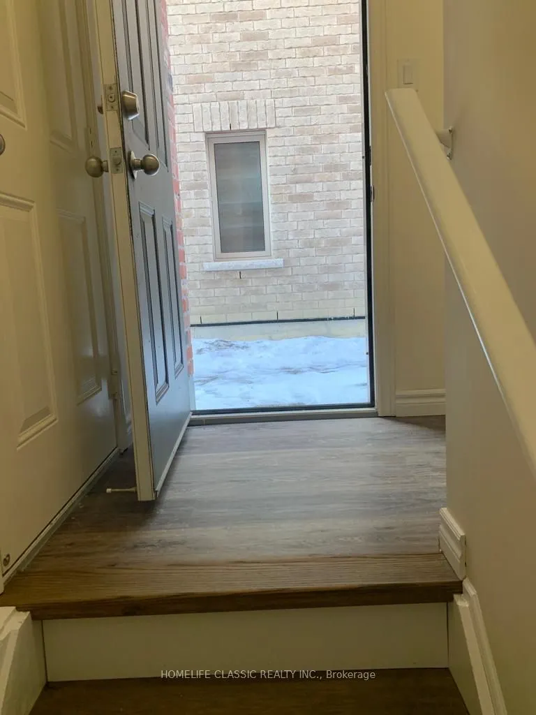 18 Elderslie Crescent #Basement