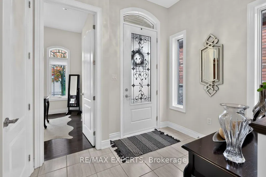 19 Westmount Drive #15