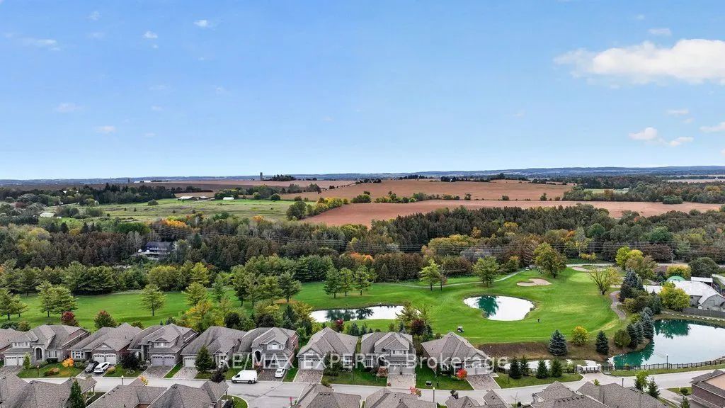 19 Westmount Drive #15