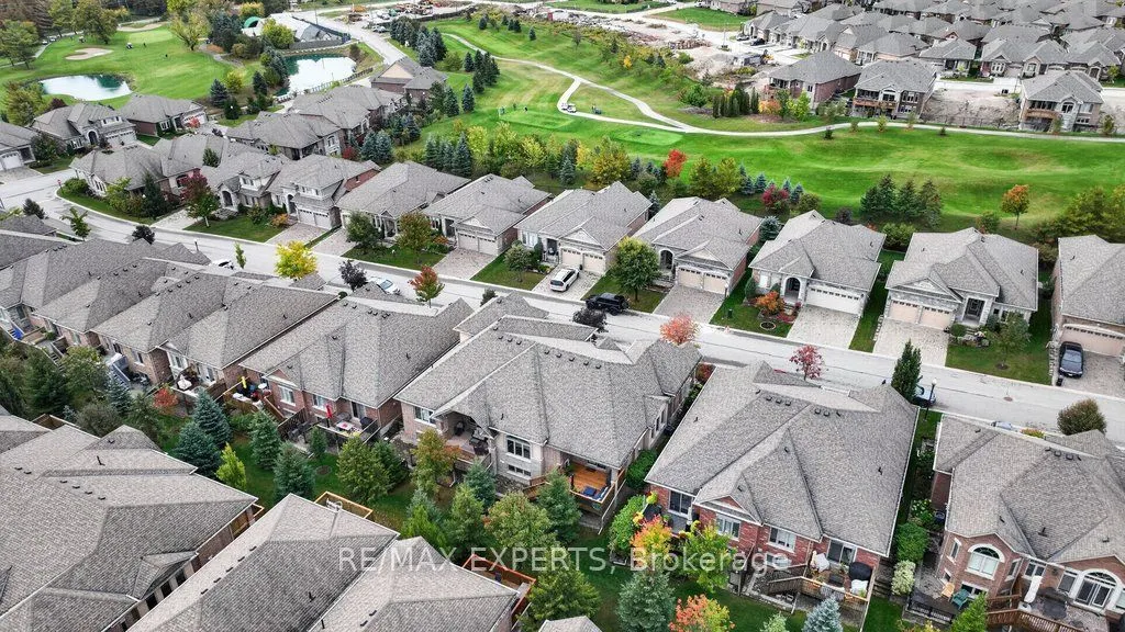 19 Westmount Drive #15