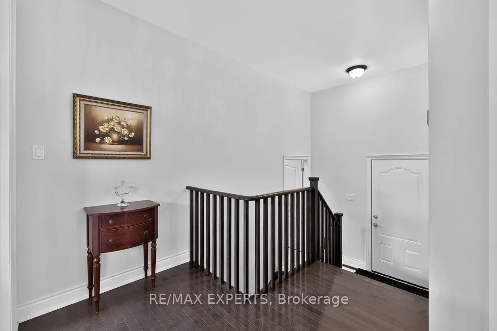 19 Westmount Drive #15