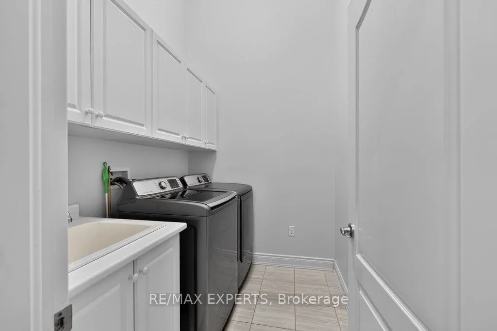 19 Westmount Drive #15