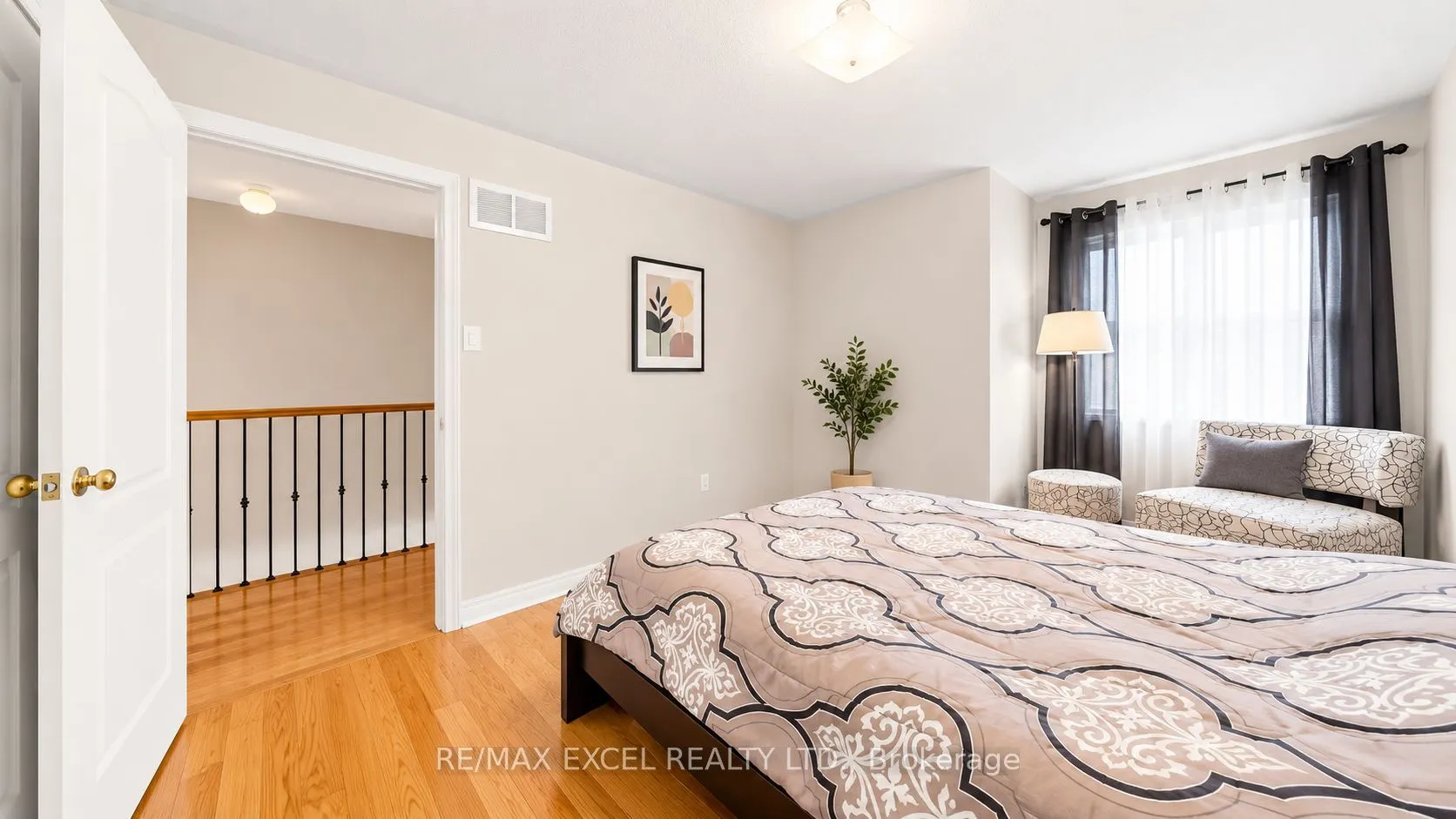 176 Sir Sanford Fleming Way