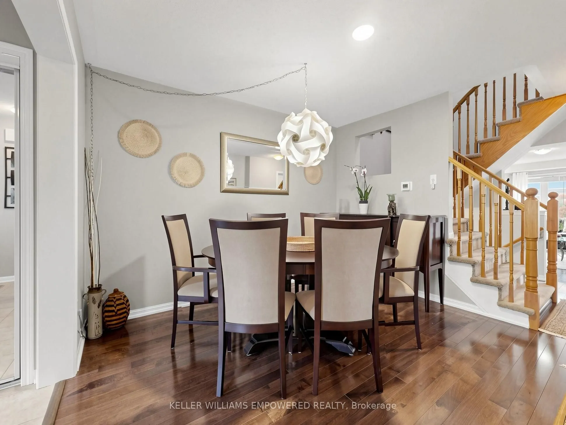 203 Chilcott Crescent