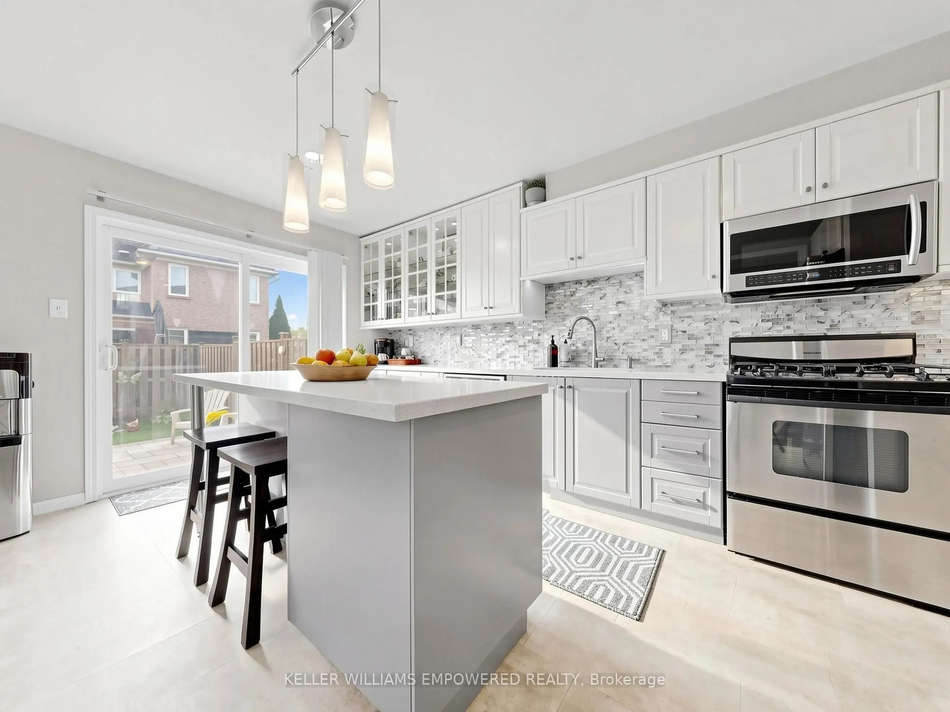 203 Chilcott Crescent