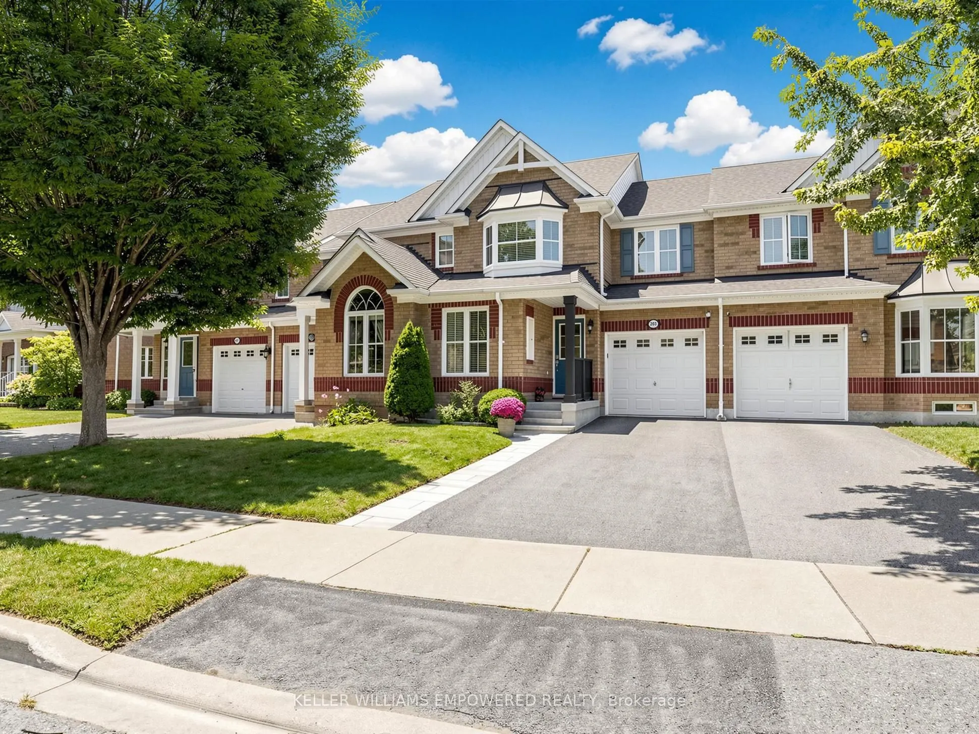 203 Chilcott Crescent