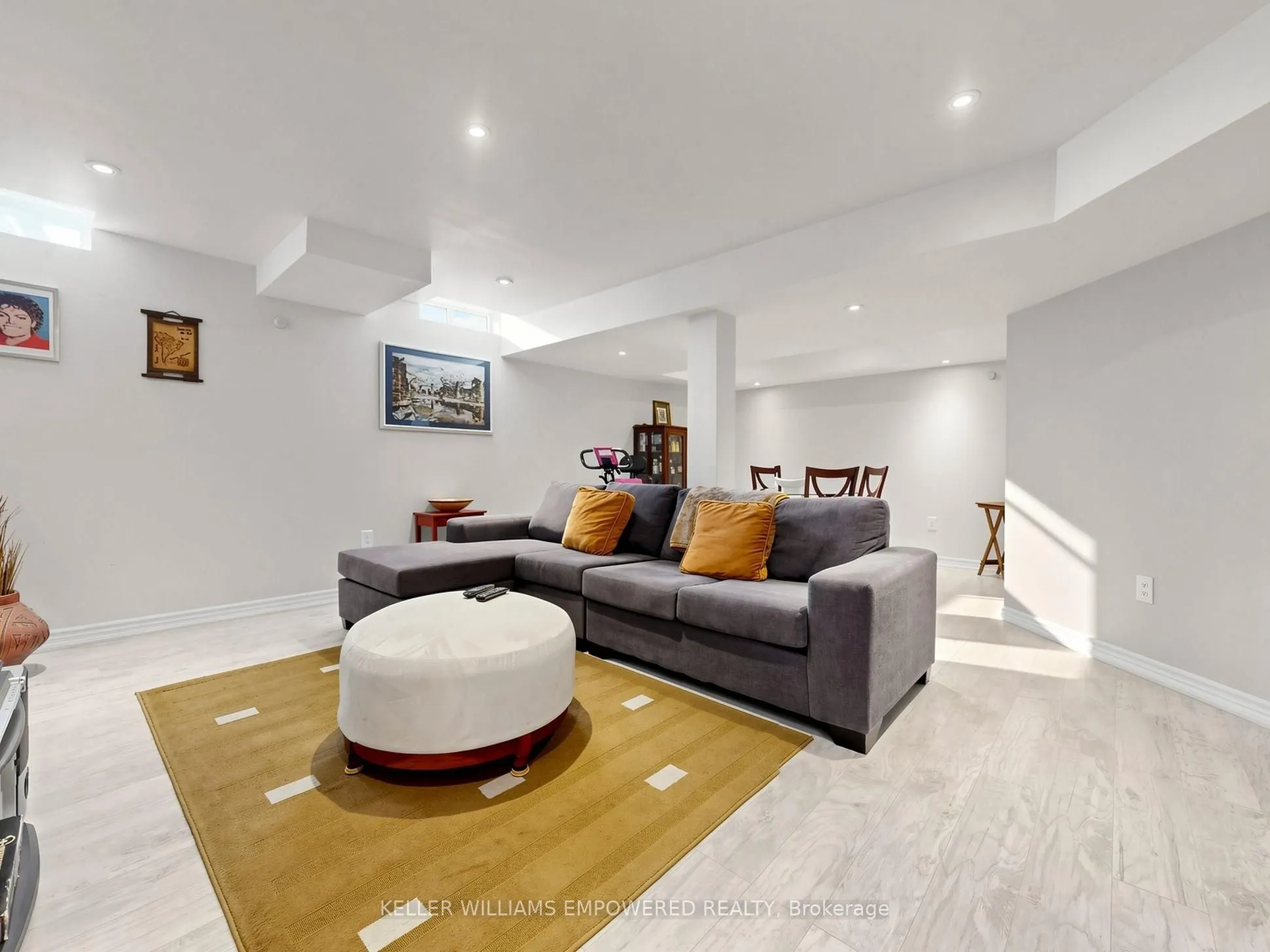 203 Chilcott Crescent