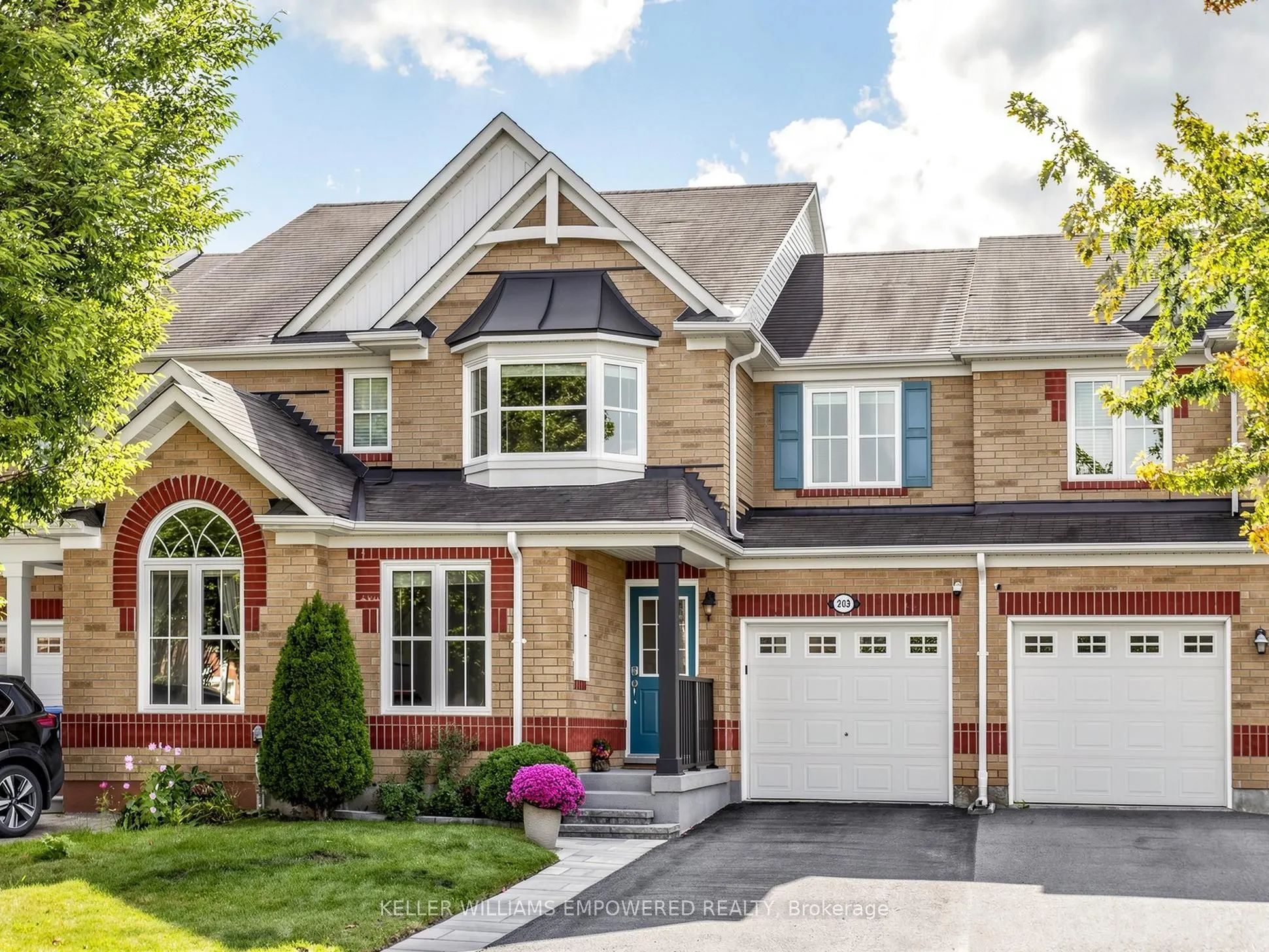 203 Chilcott Crescent