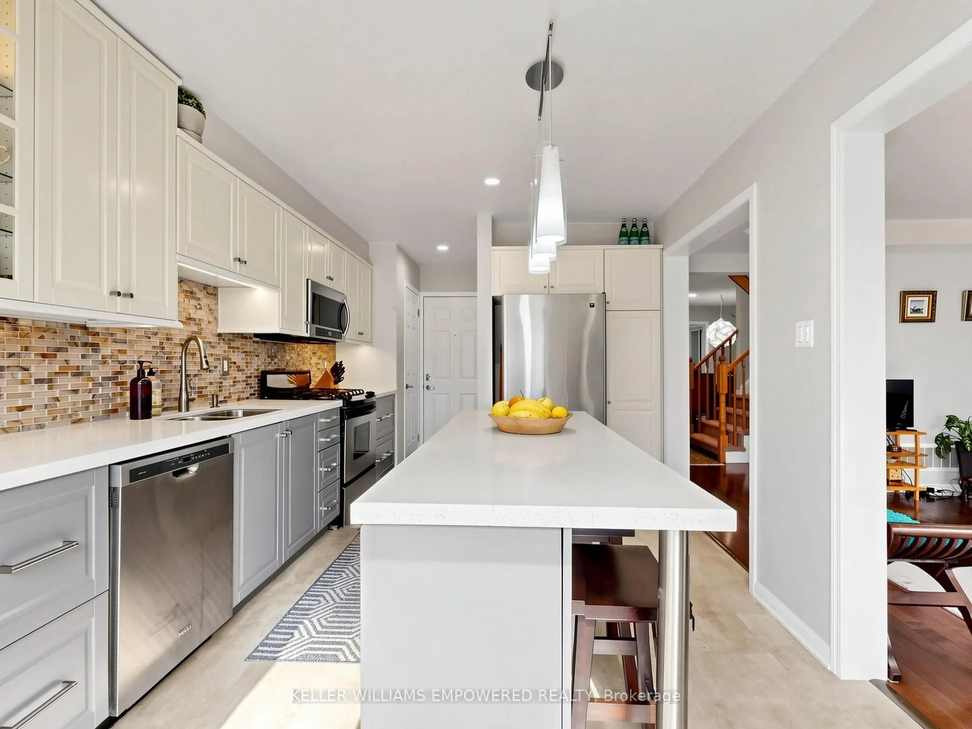 203 Chilcott Crescent