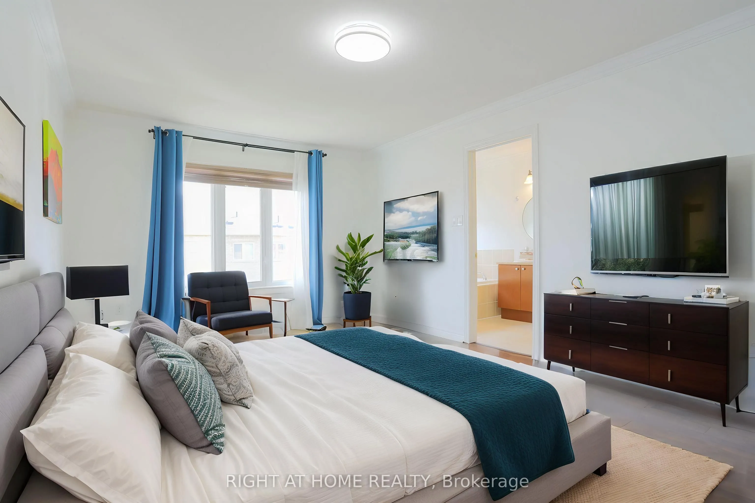 11 Littleriver Court