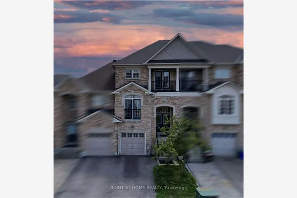 11 Littleriver Court