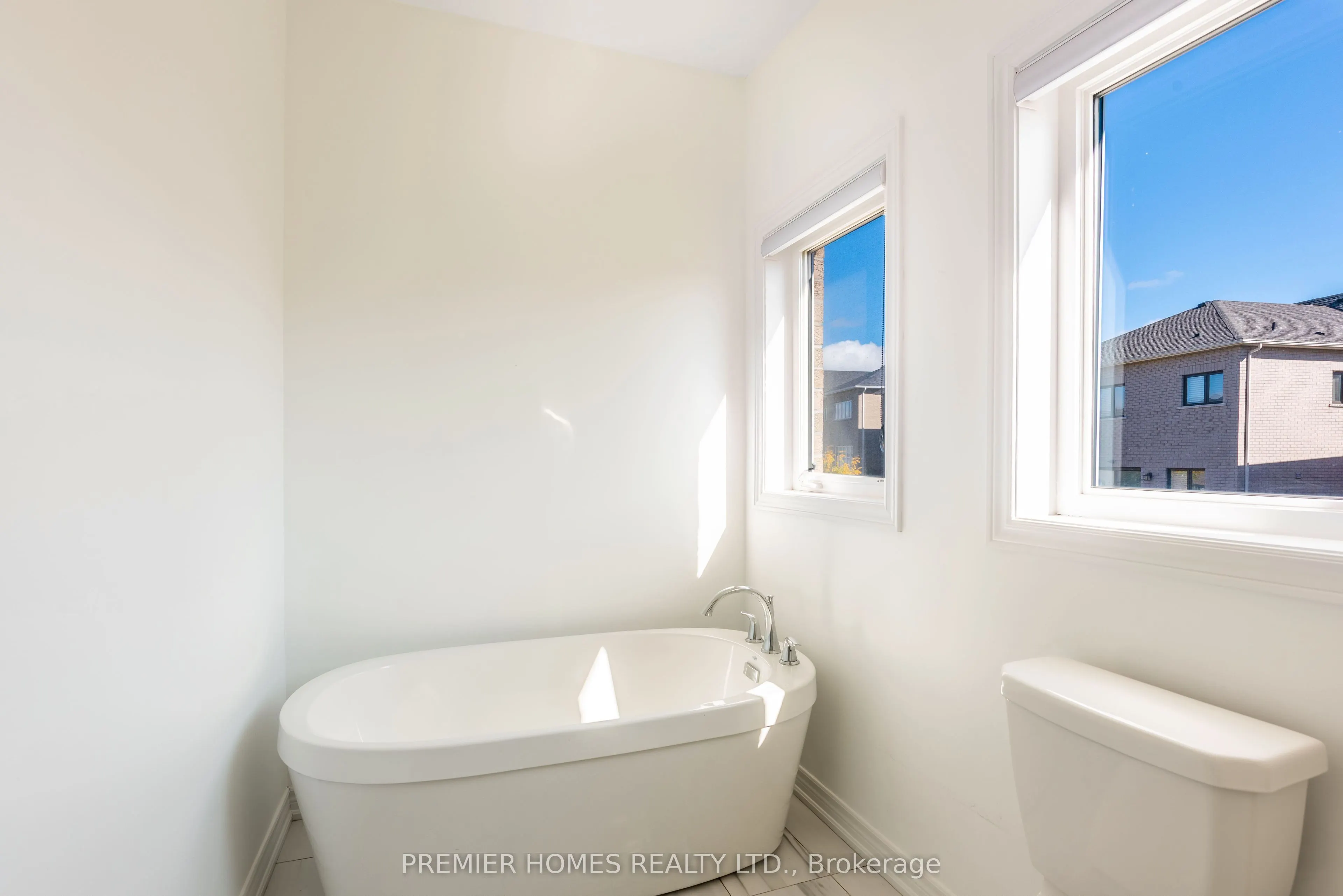 87 Pine Hill Cres Crescent