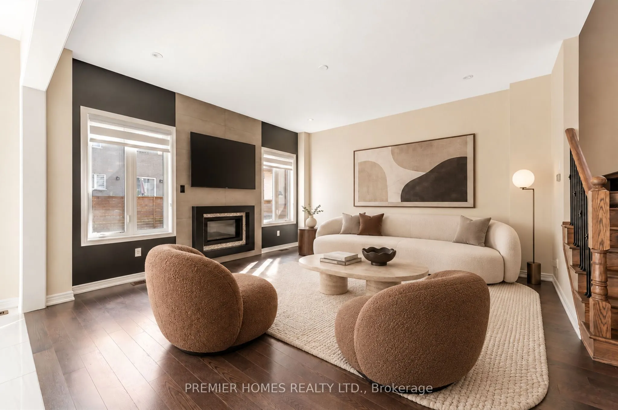 87 Pine Hill Cres Crescent