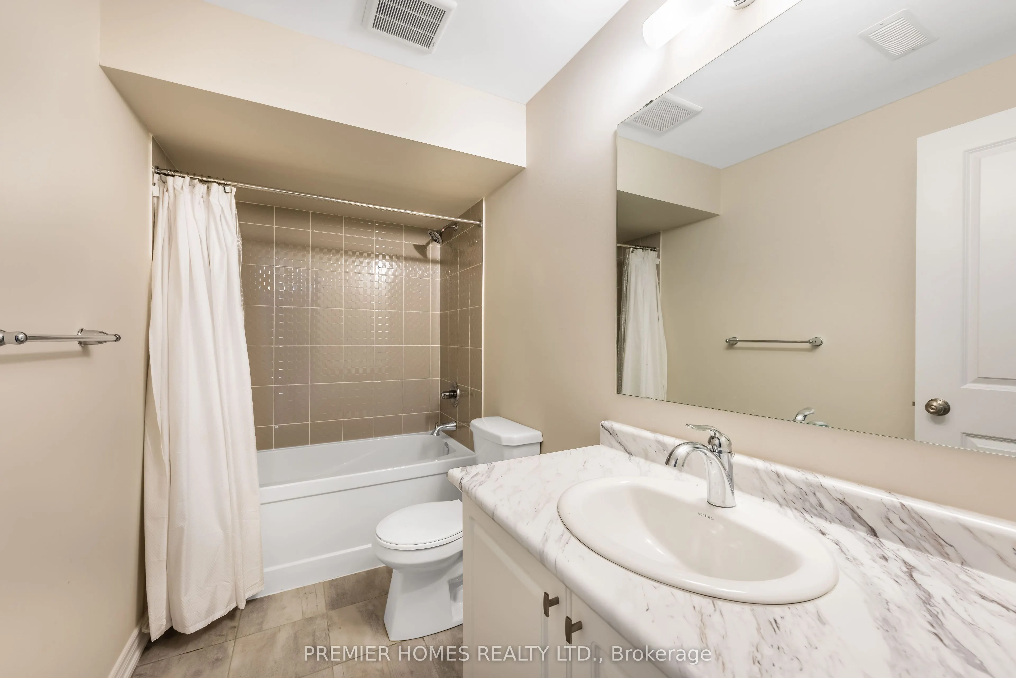 87 Pine Hill Cres Crescent