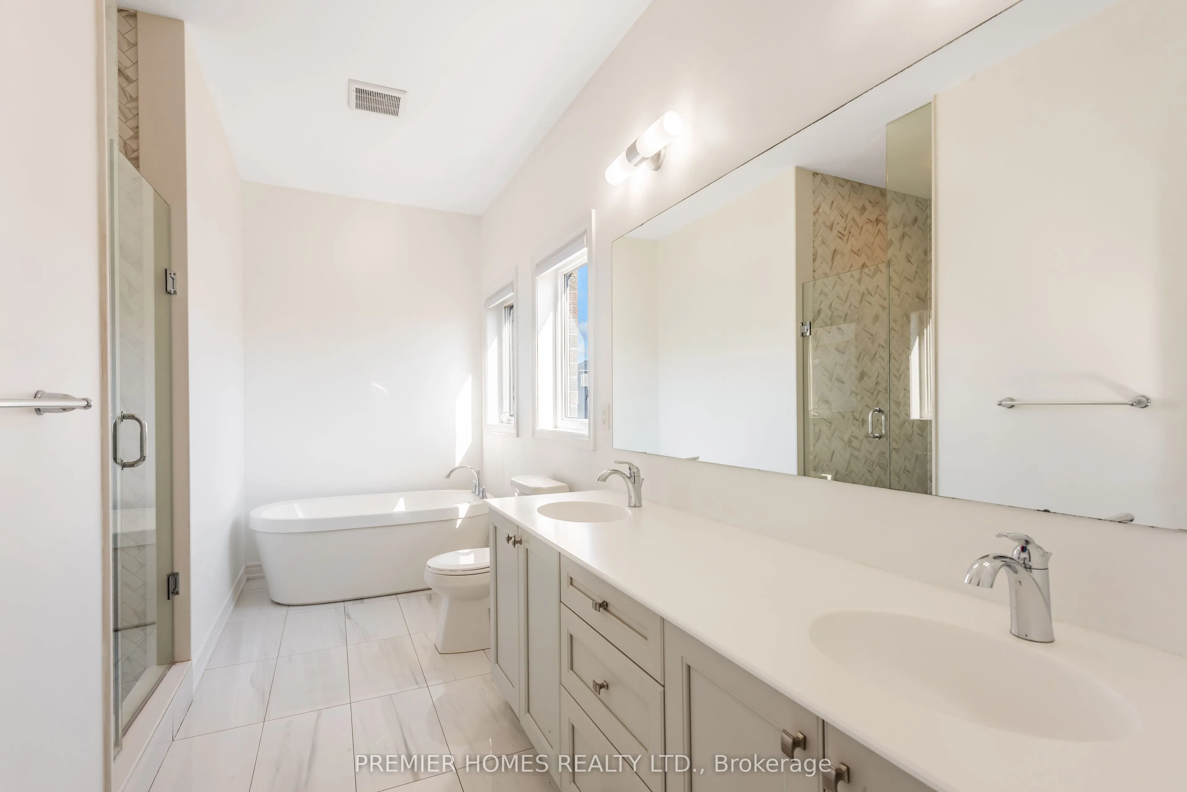 87 Pine Hill Cres Crescent