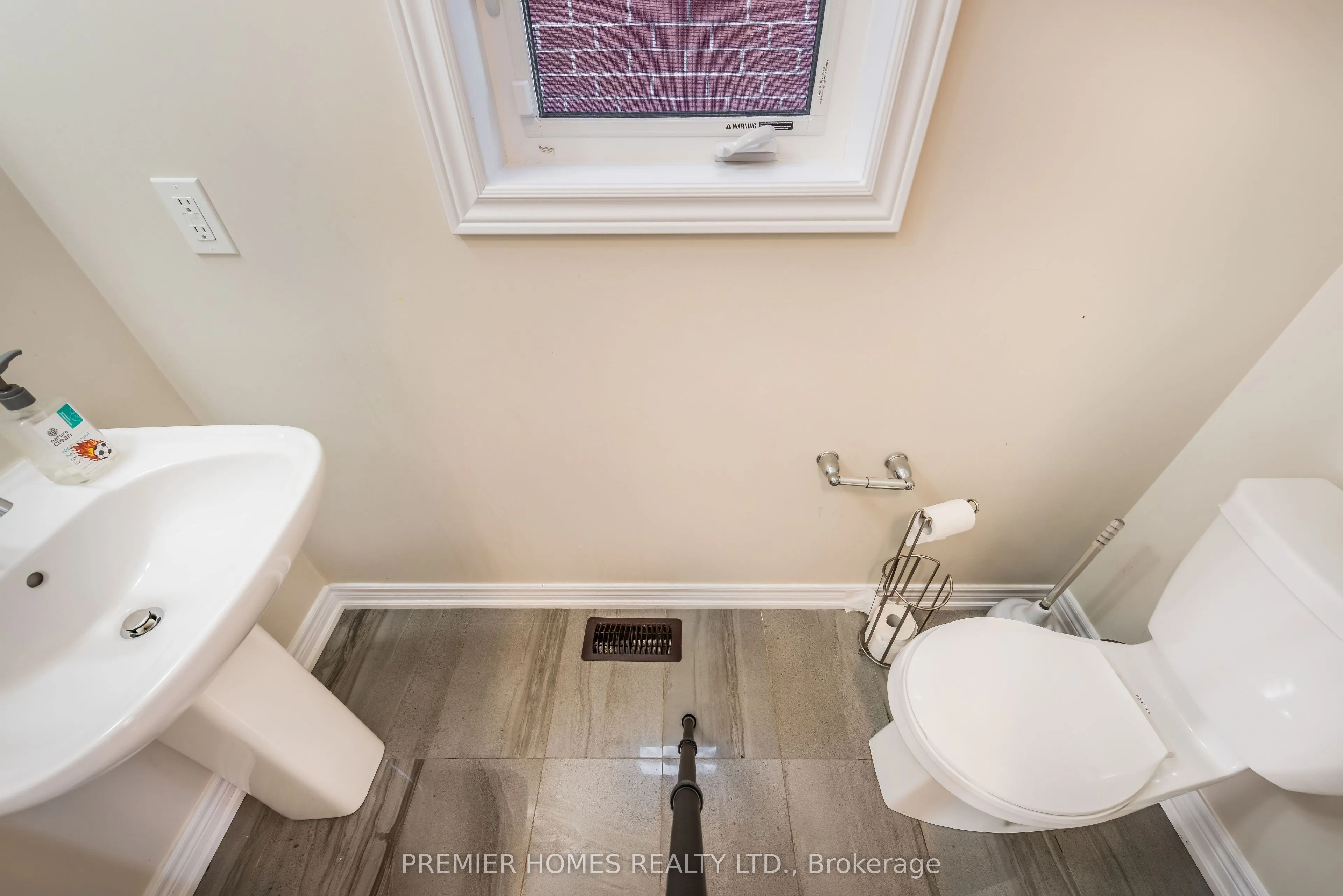 87 Pine Hill Cres Crescent