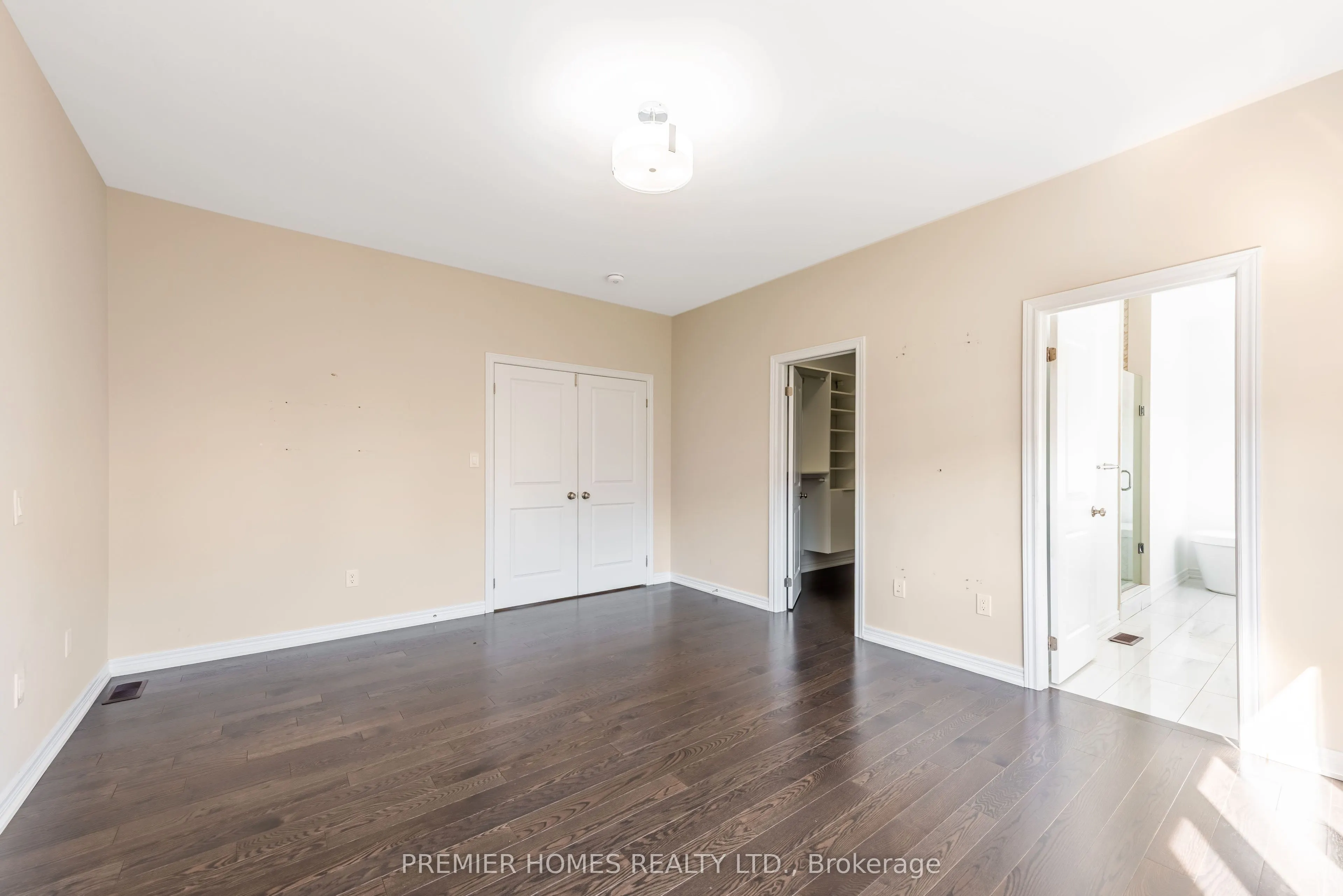 87 Pine Hill Cres Crescent