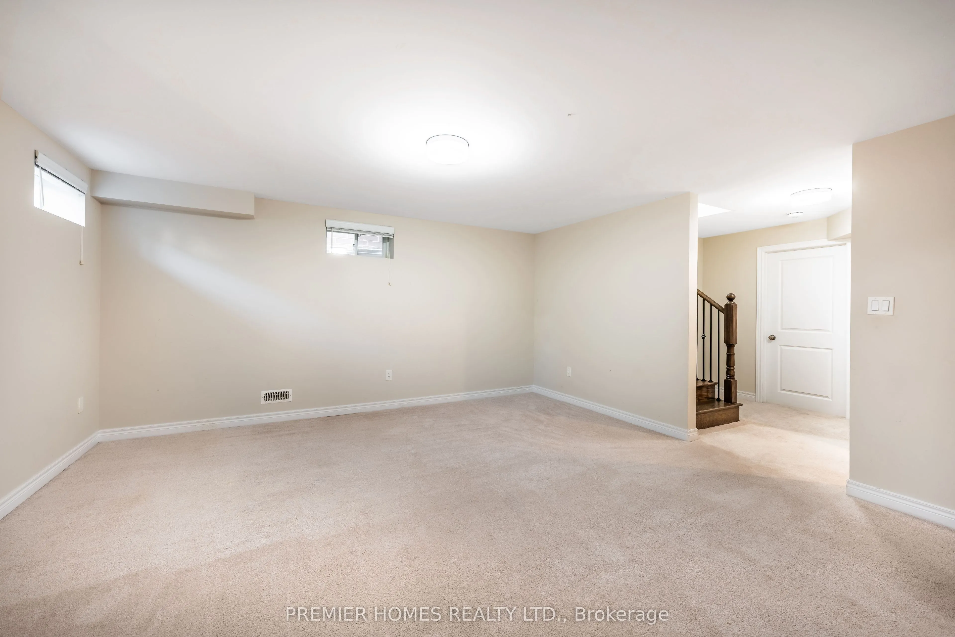 87 Pine Hill Cres Crescent