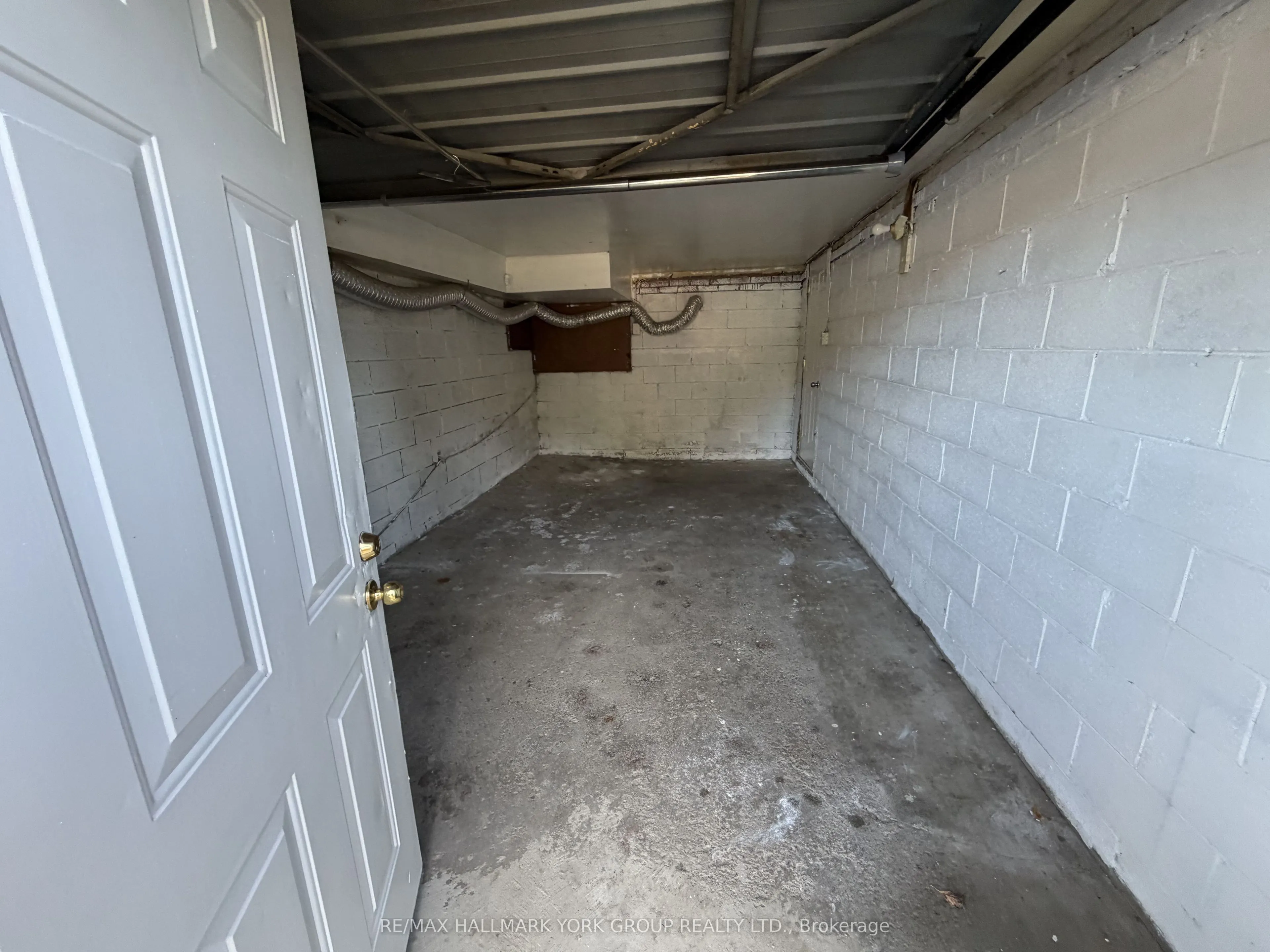 43 Walter Avenue #lower