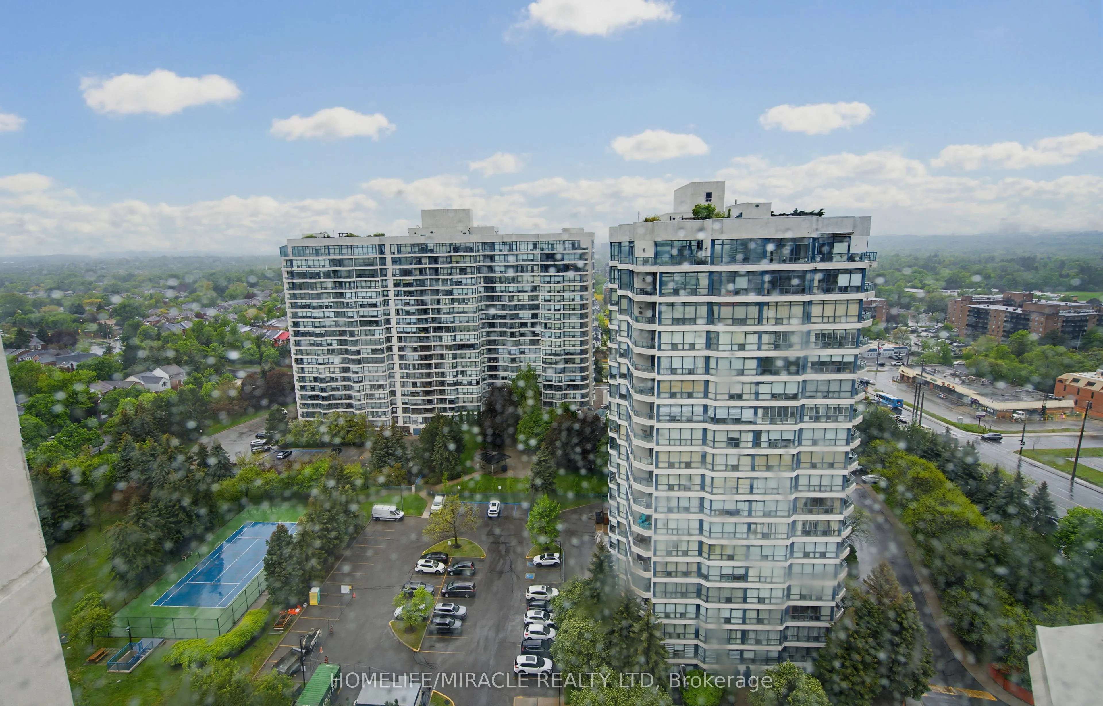 7250 Yonge Street #PH211