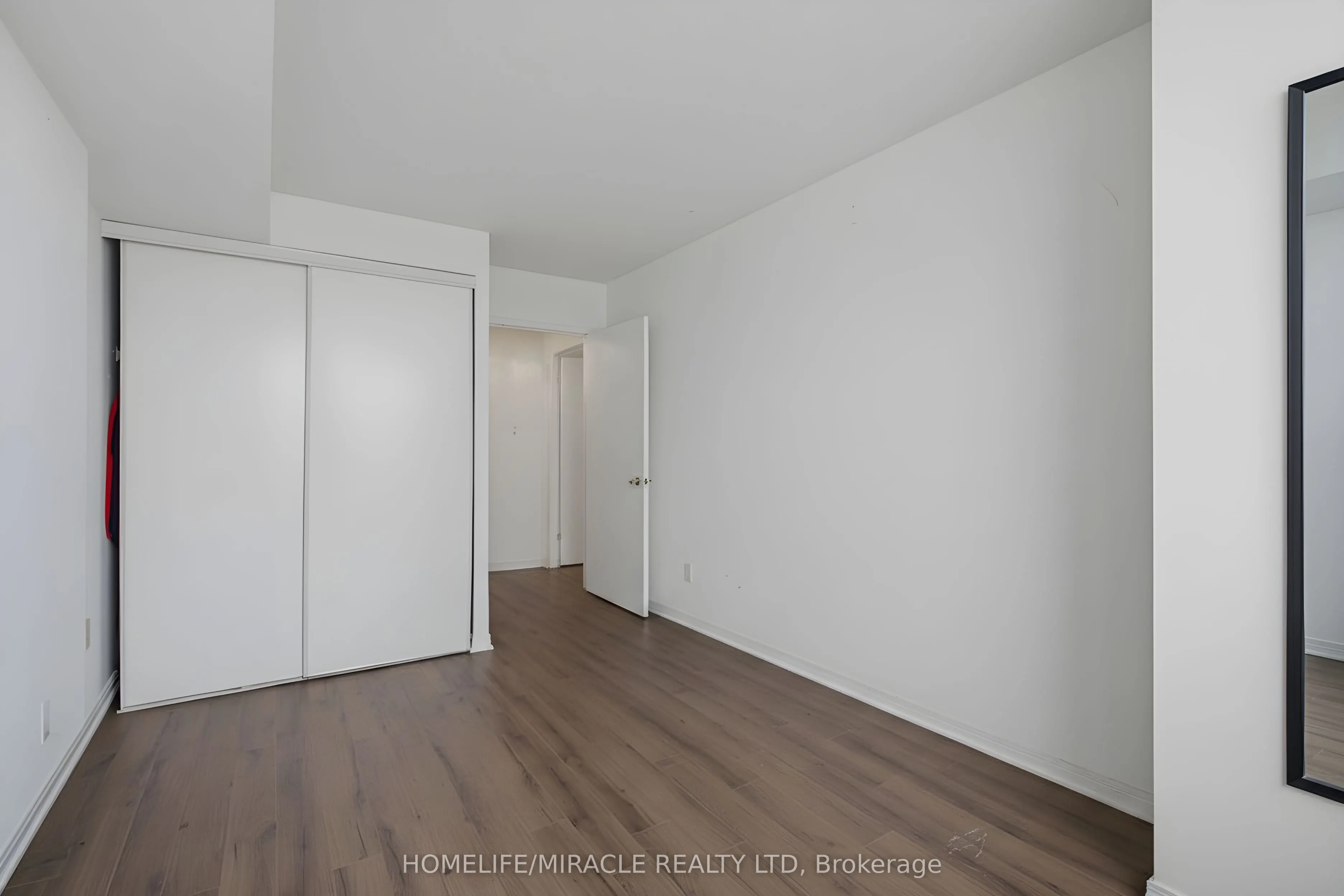 7250 Yonge Street #PH211