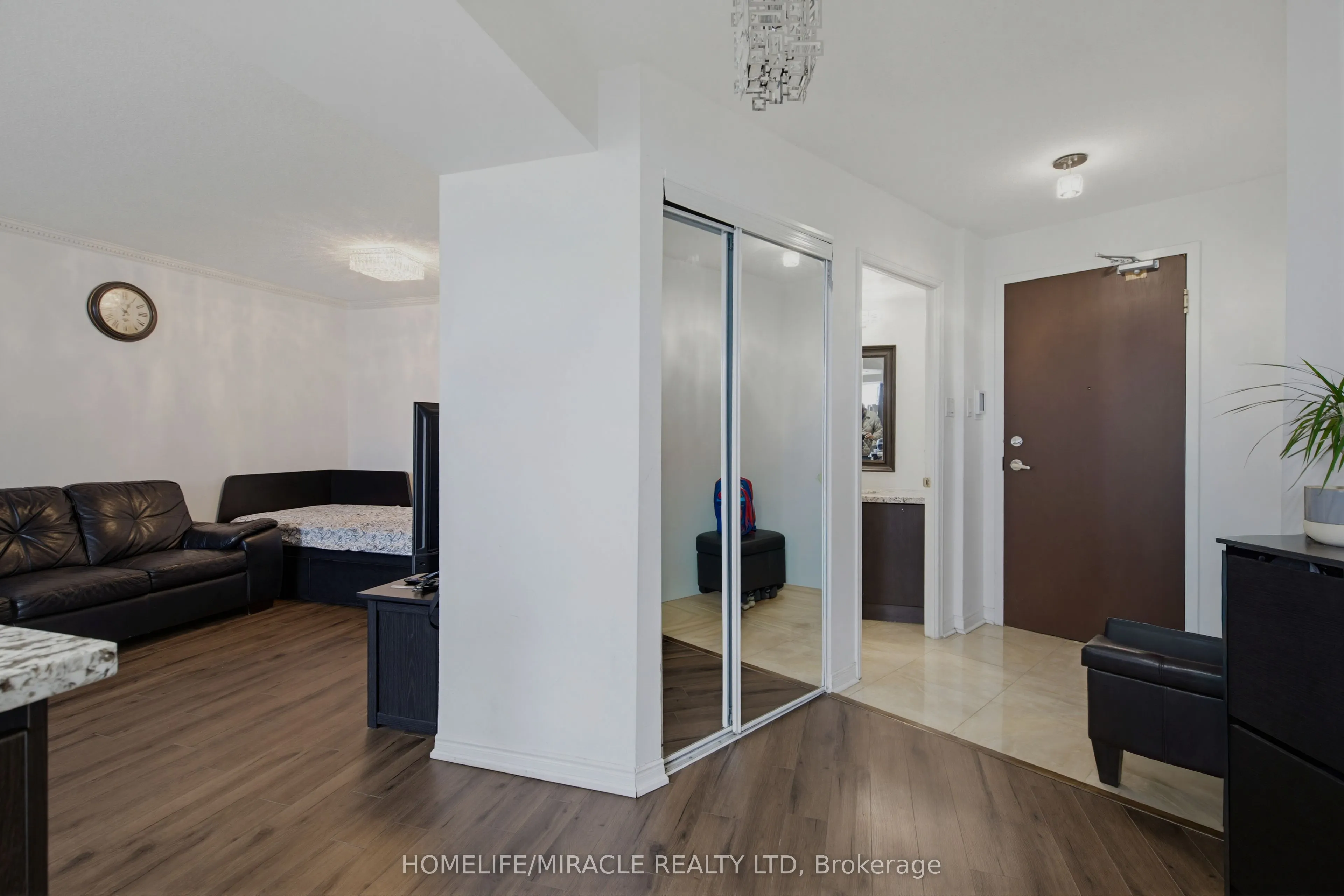 7250 Yonge Street #PH211