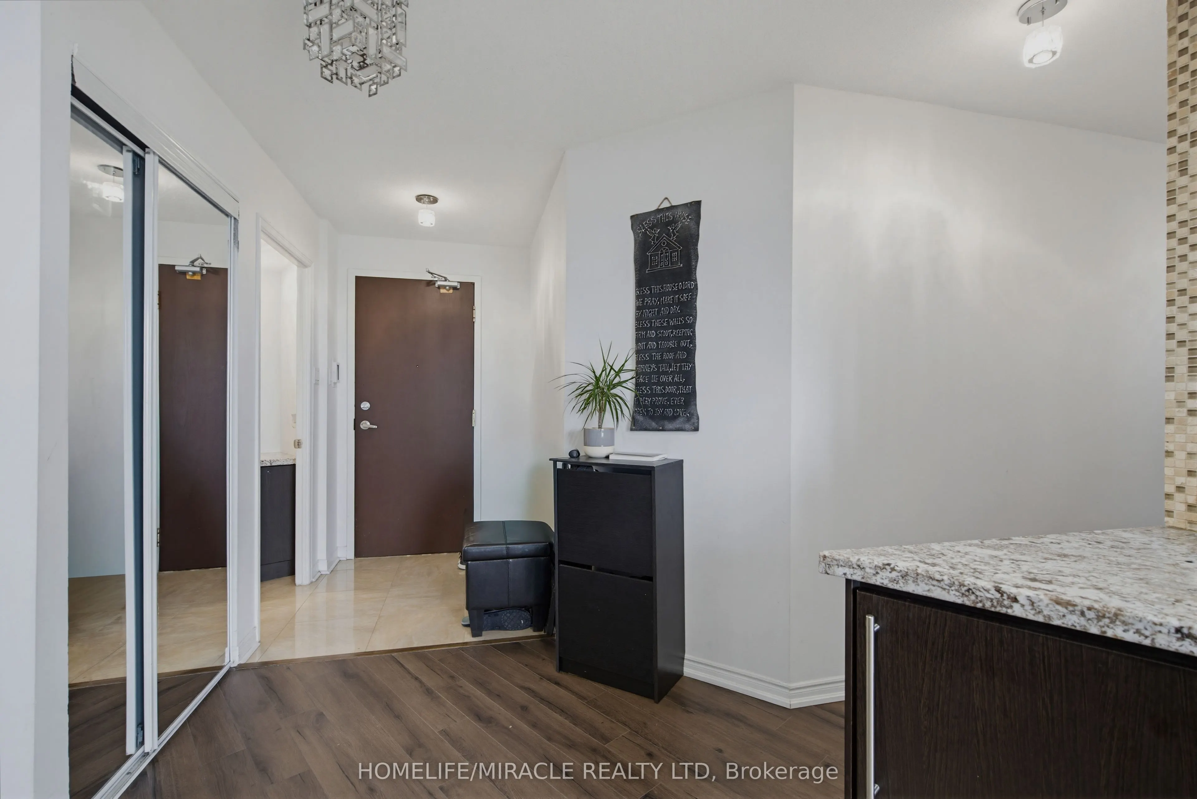 7250 Yonge Street #PH211