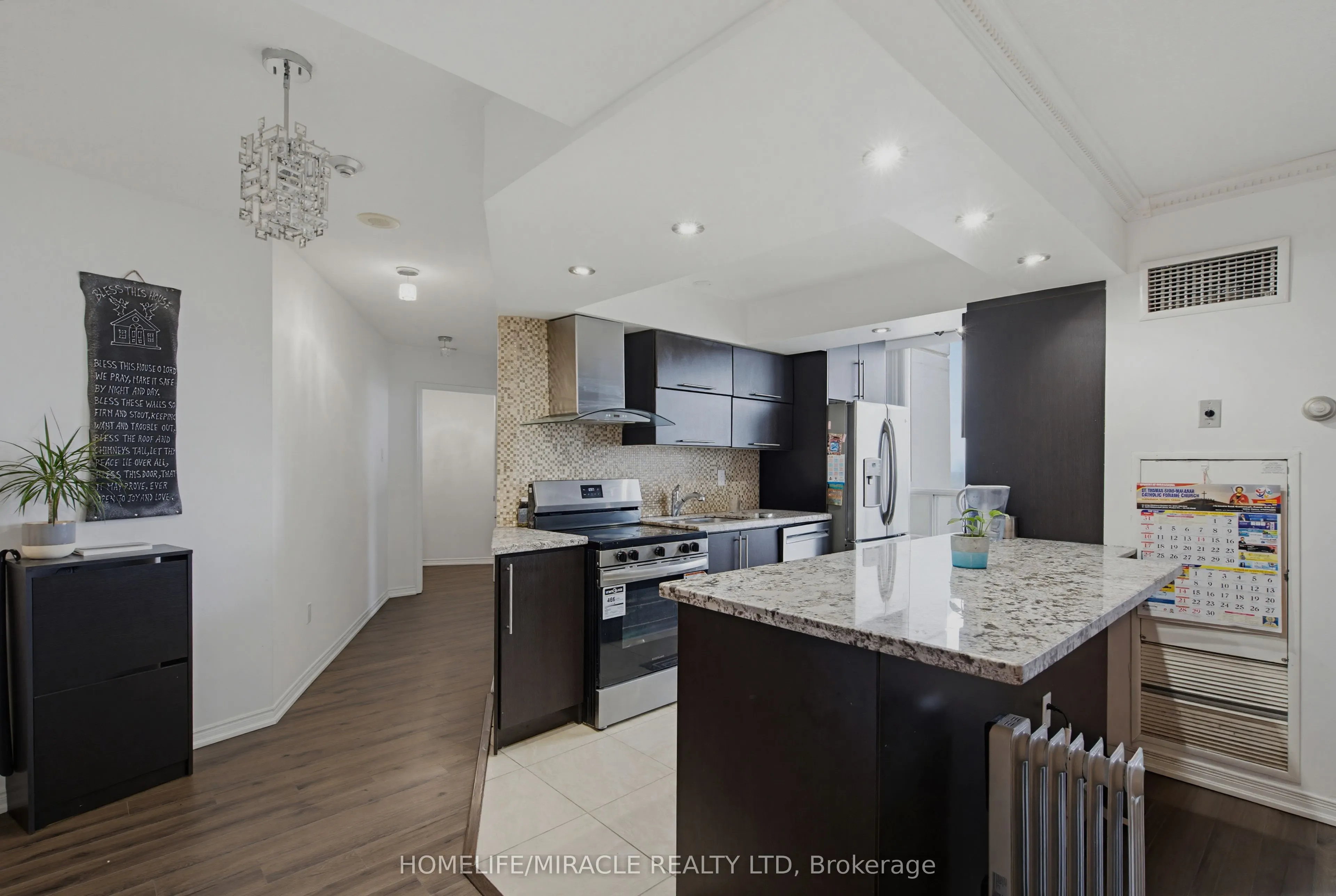 7250 Yonge Street #PH211