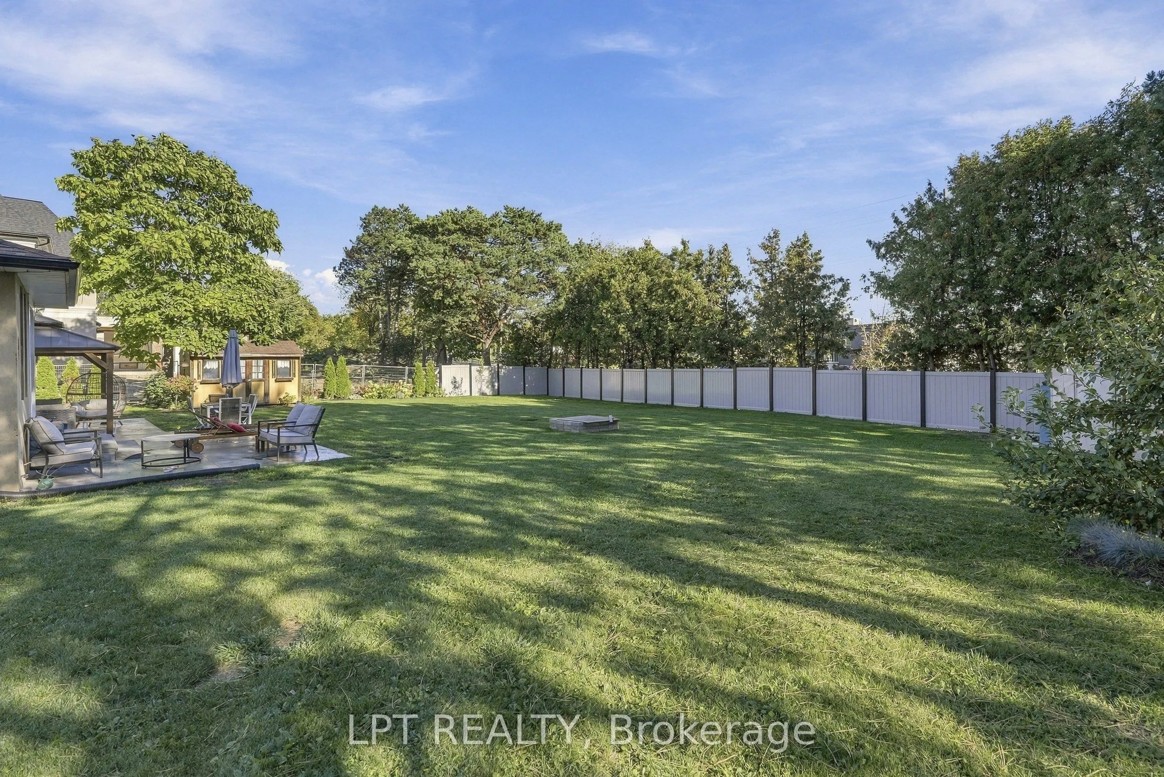9 Noblewood Drive