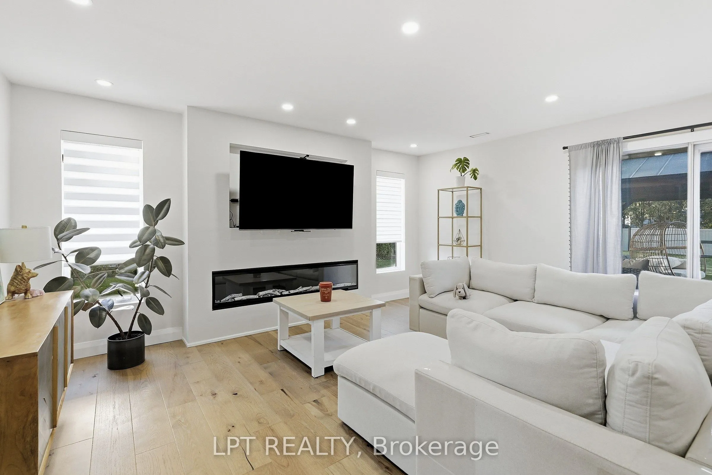9 Noblewood Drive