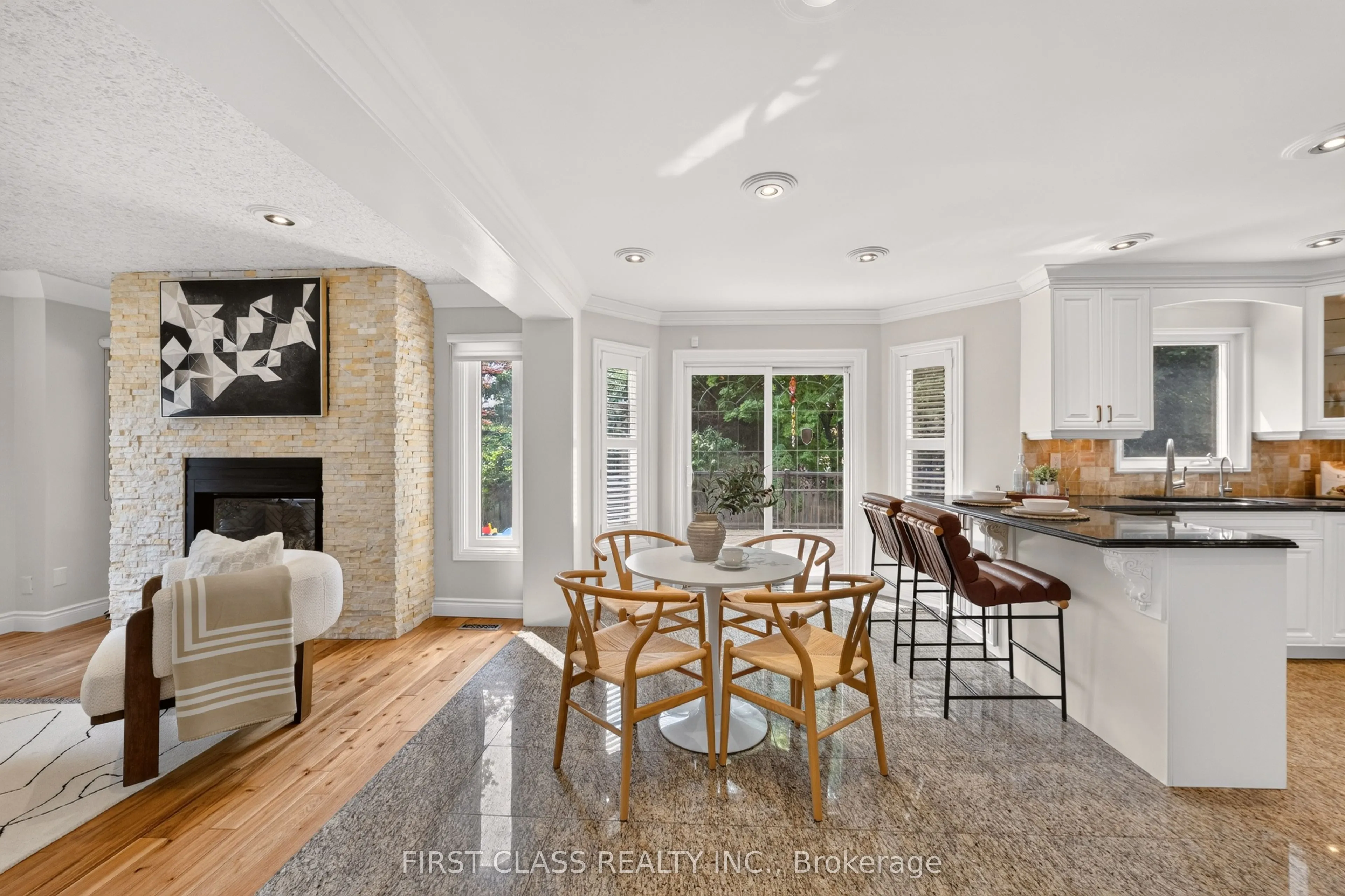 19 Tomlinson Circle