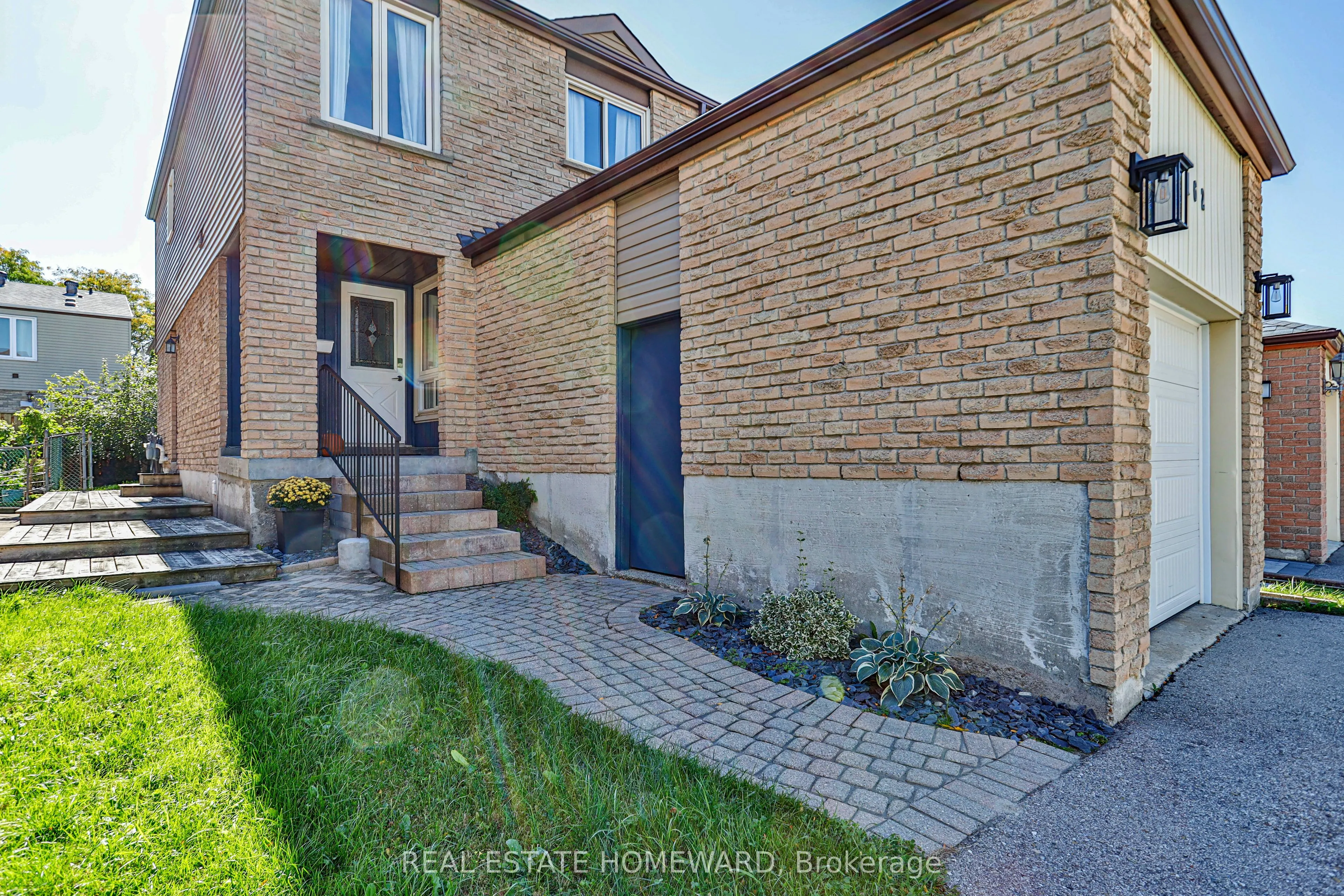 162 Bob O'Link Avenue