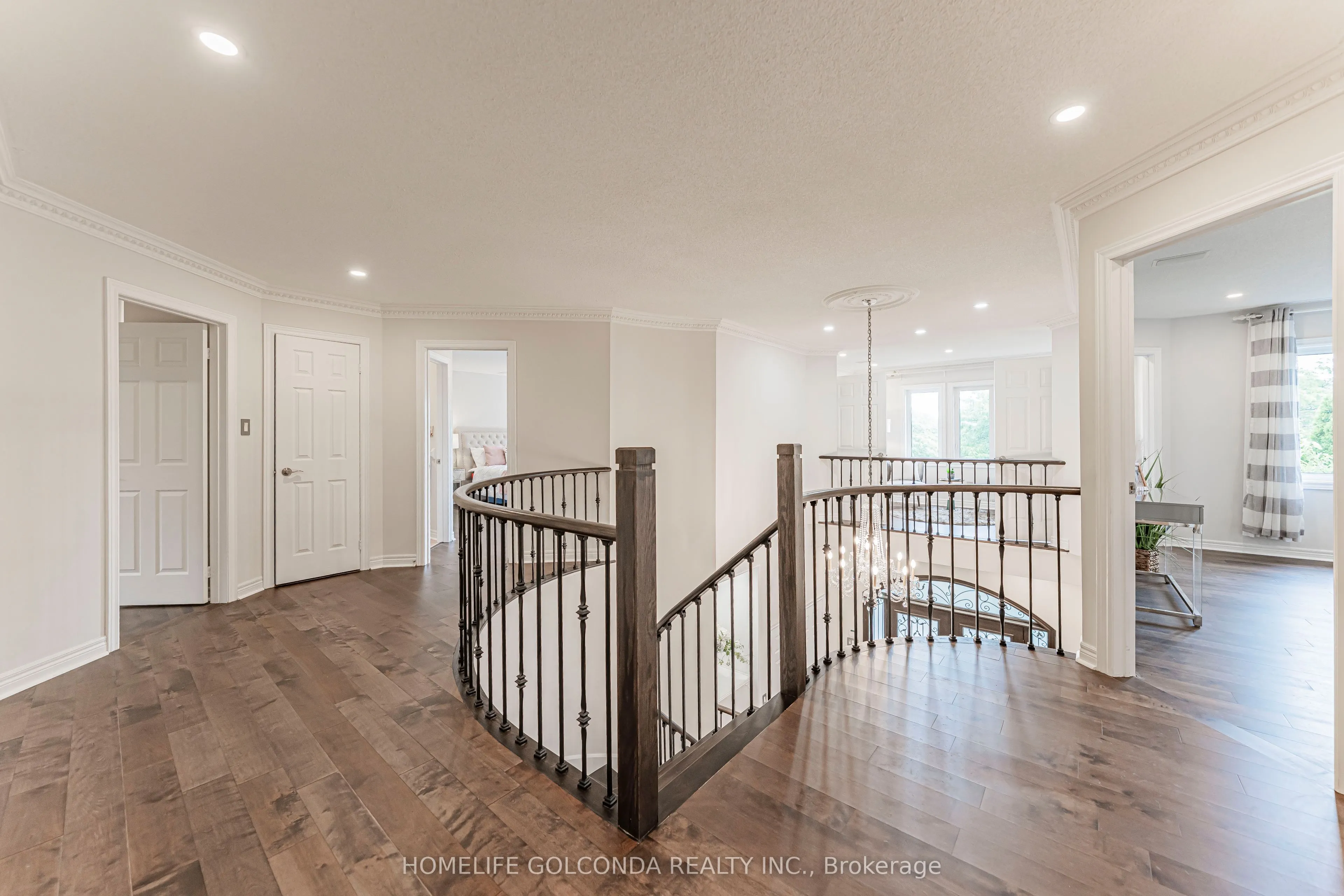30 Goldring Crescent