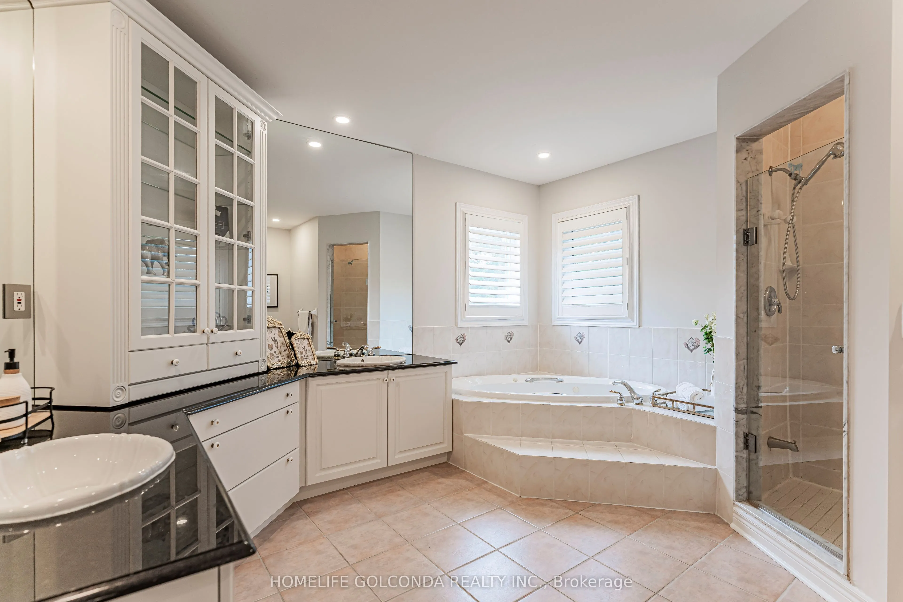 30 Goldring Crescent