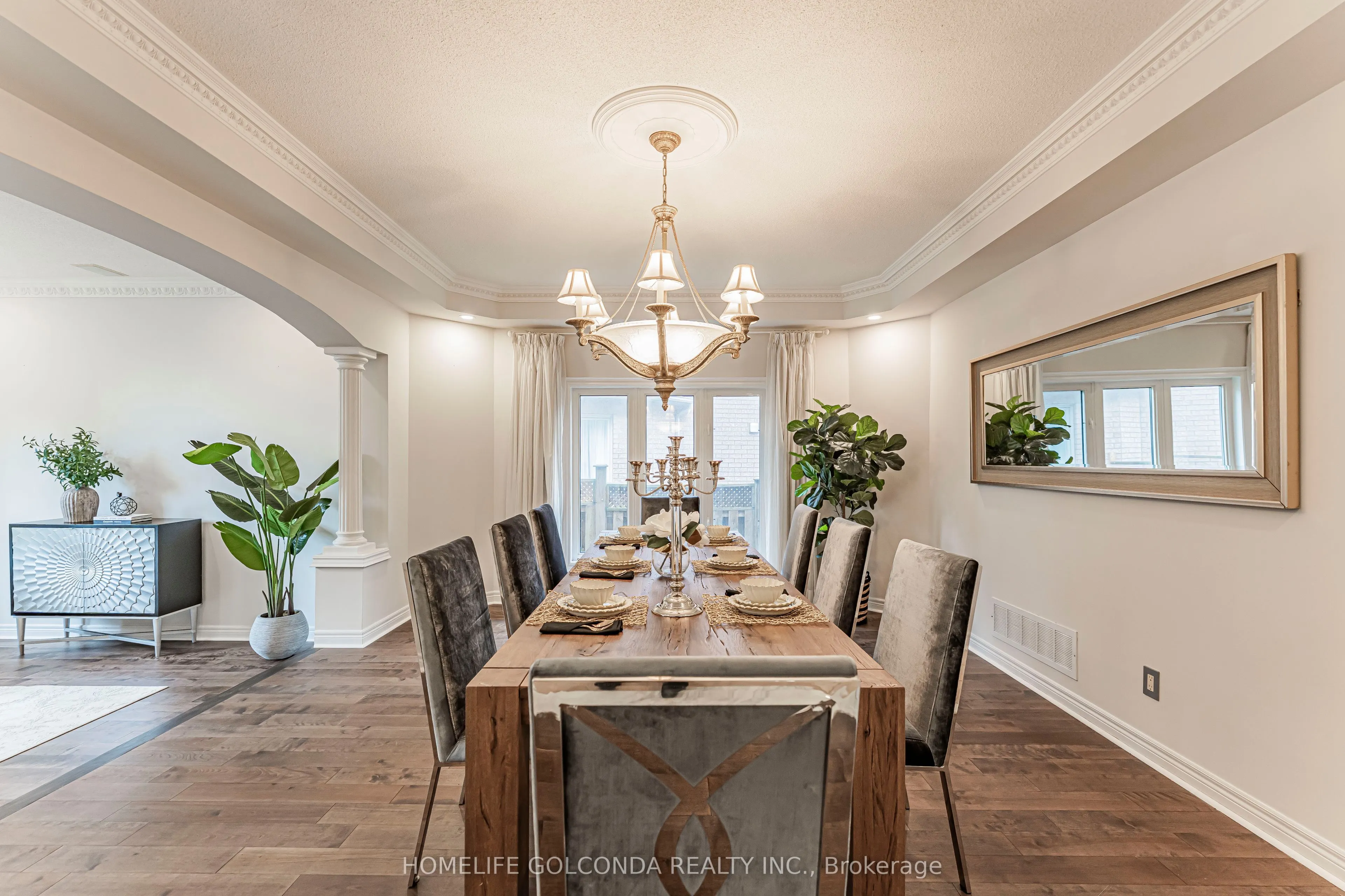 30 Goldring Crescent