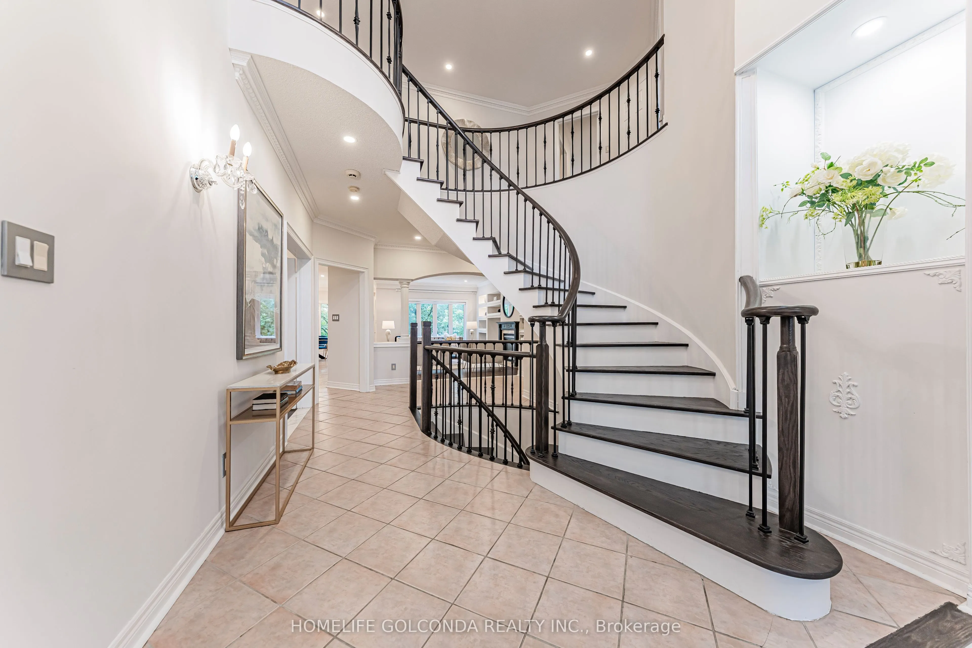 30 Goldring Crescent