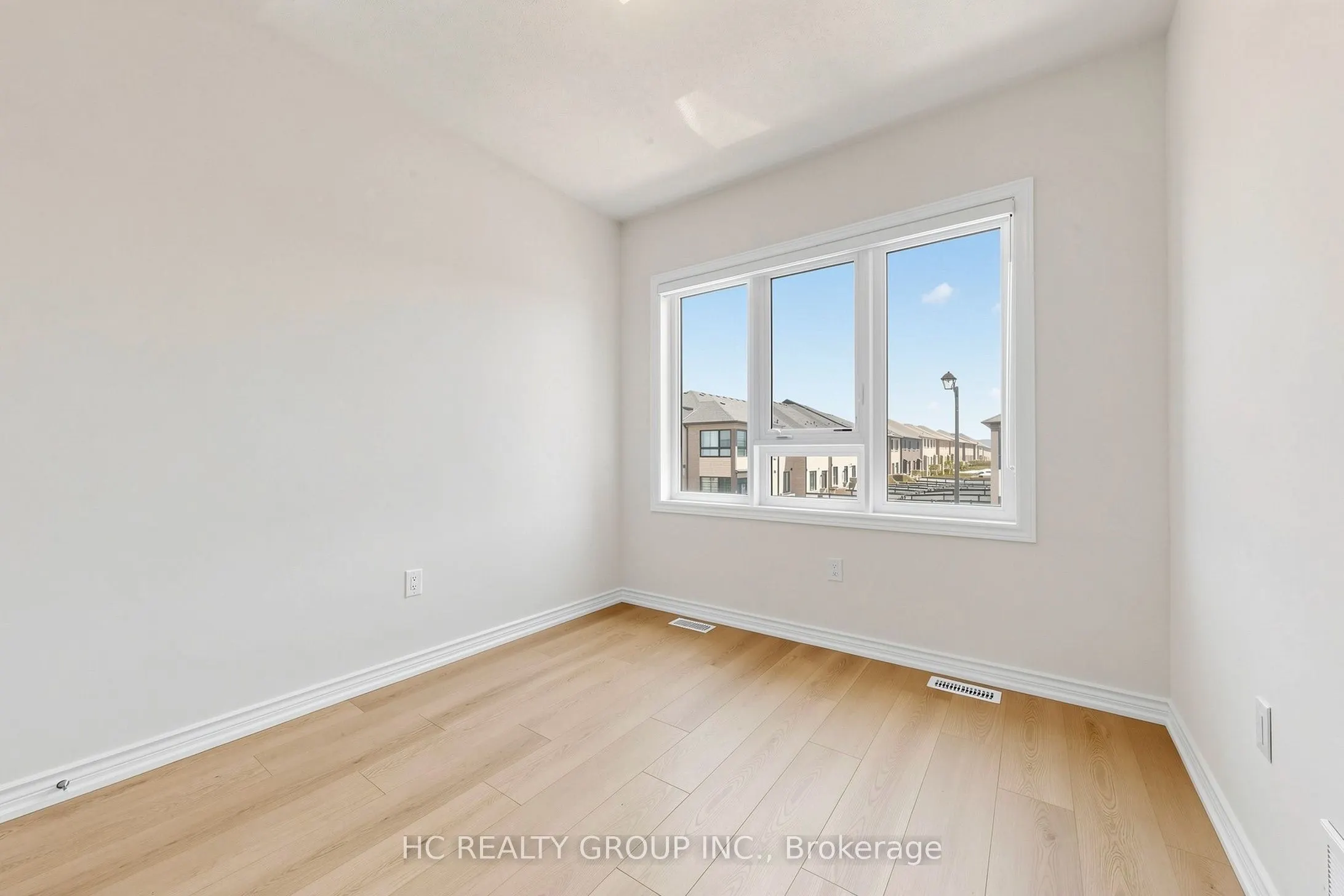 8 Hewison Avenue