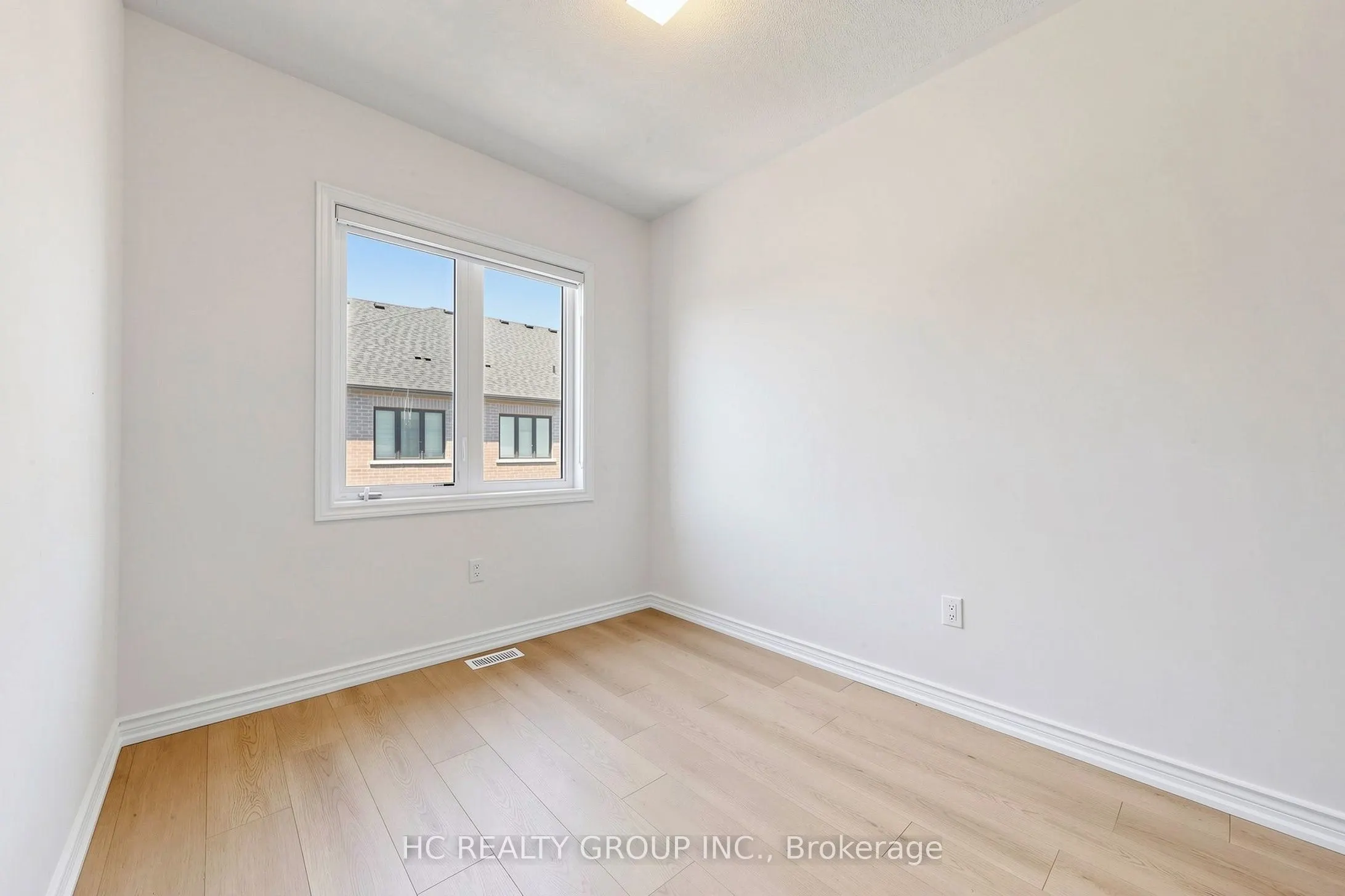 8 Hewison Avenue