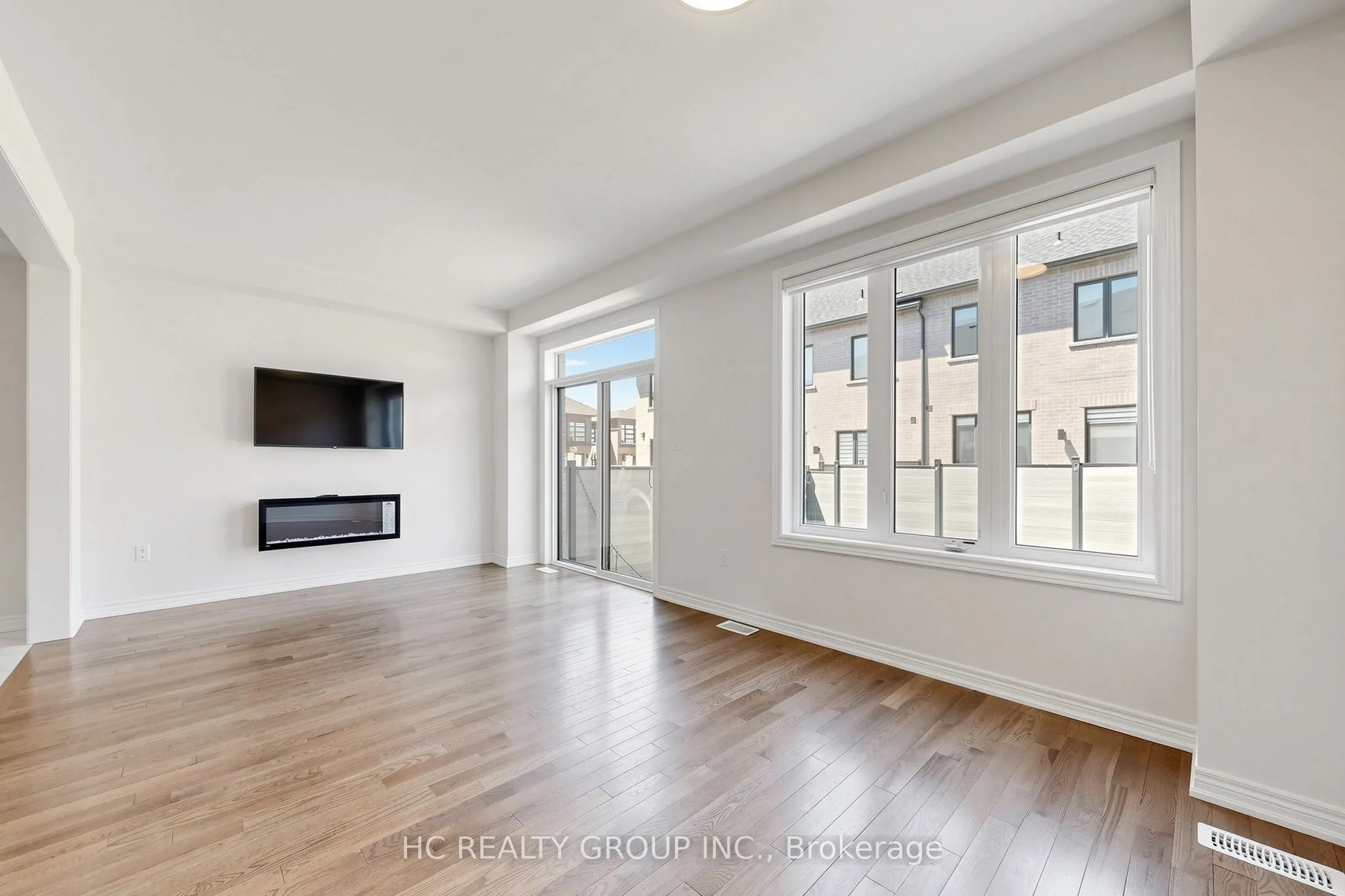 8 Hewison Avenue