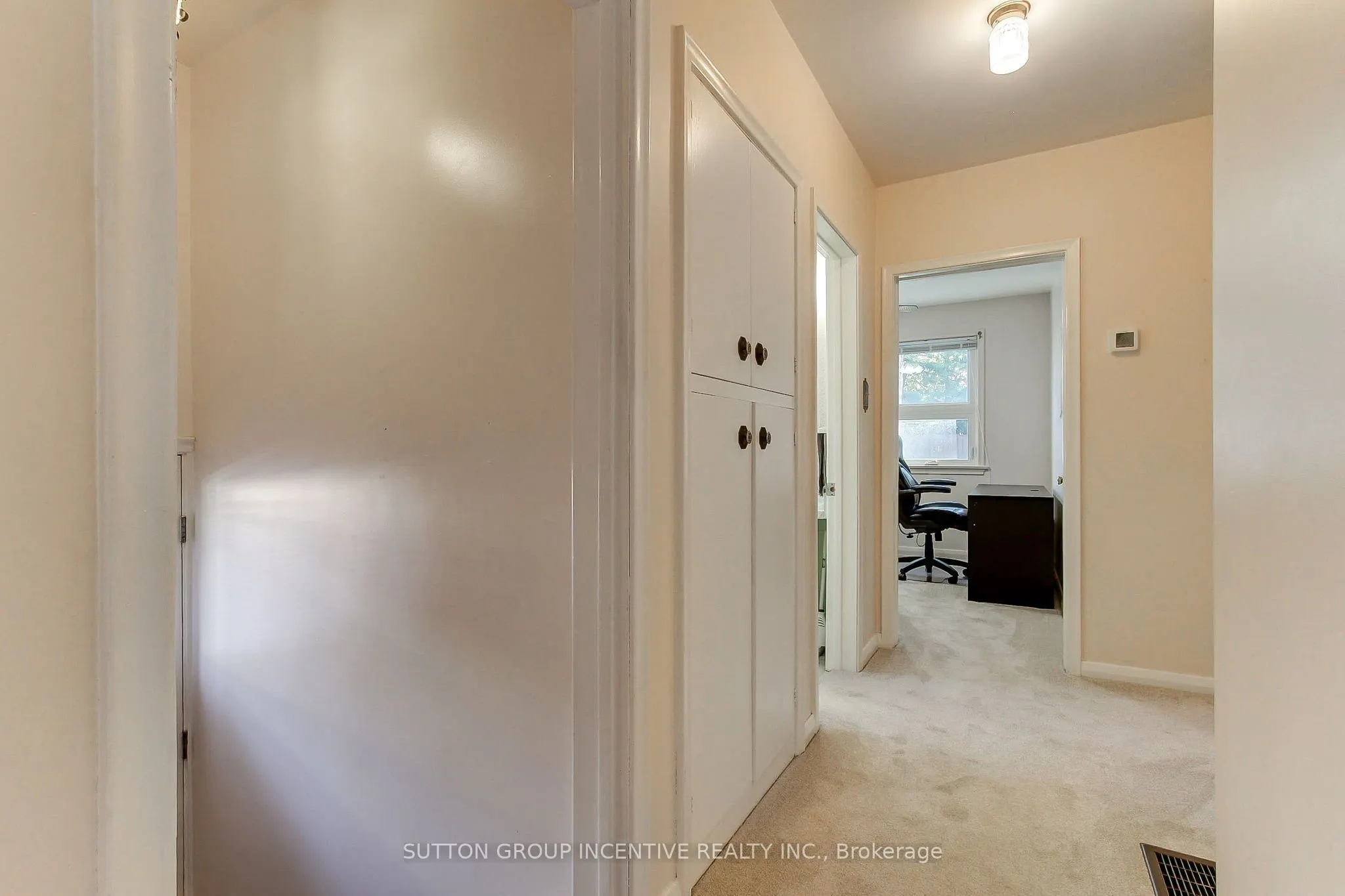 43 Sussex Avenue