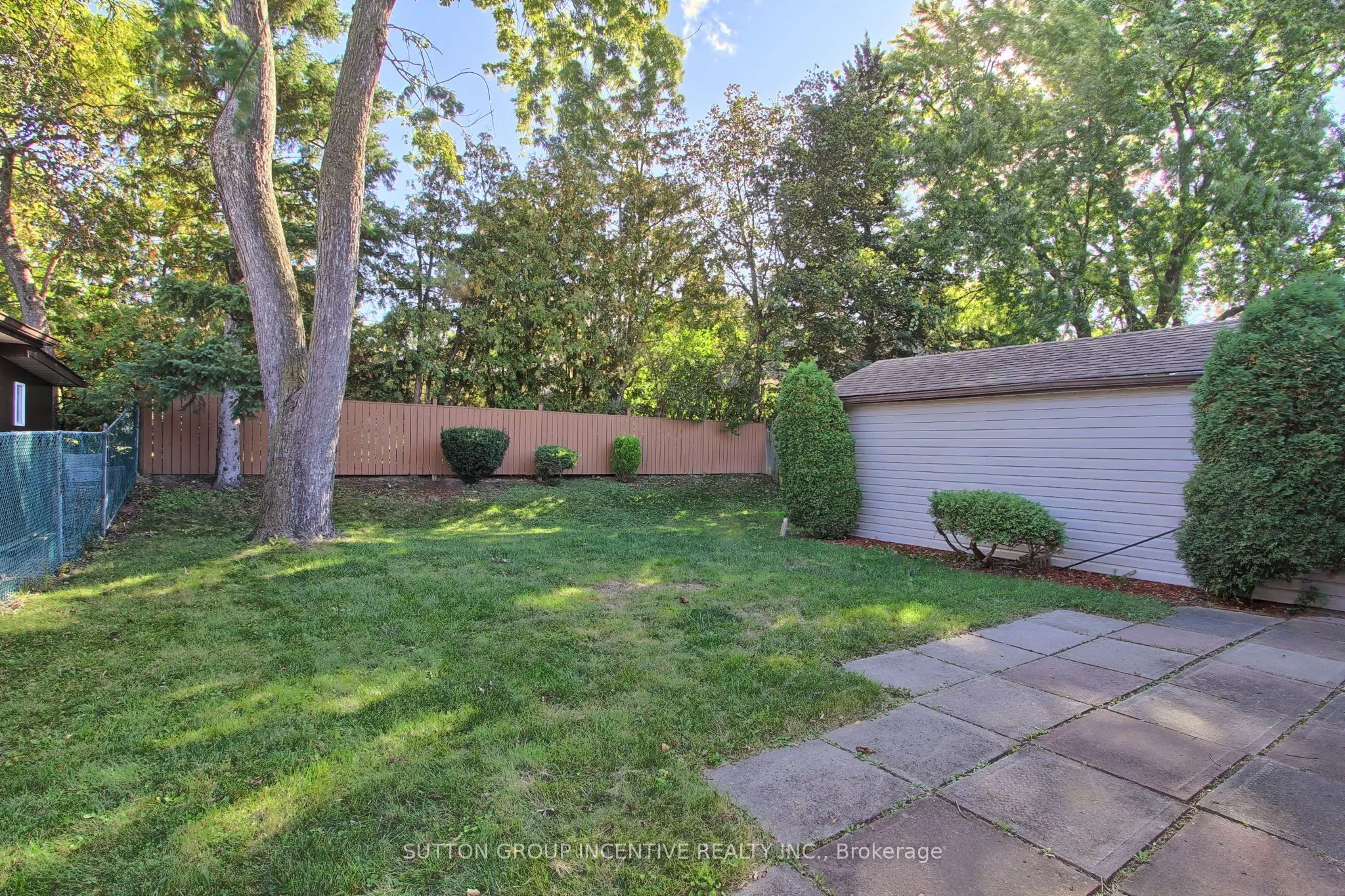 43 Sussex Avenue